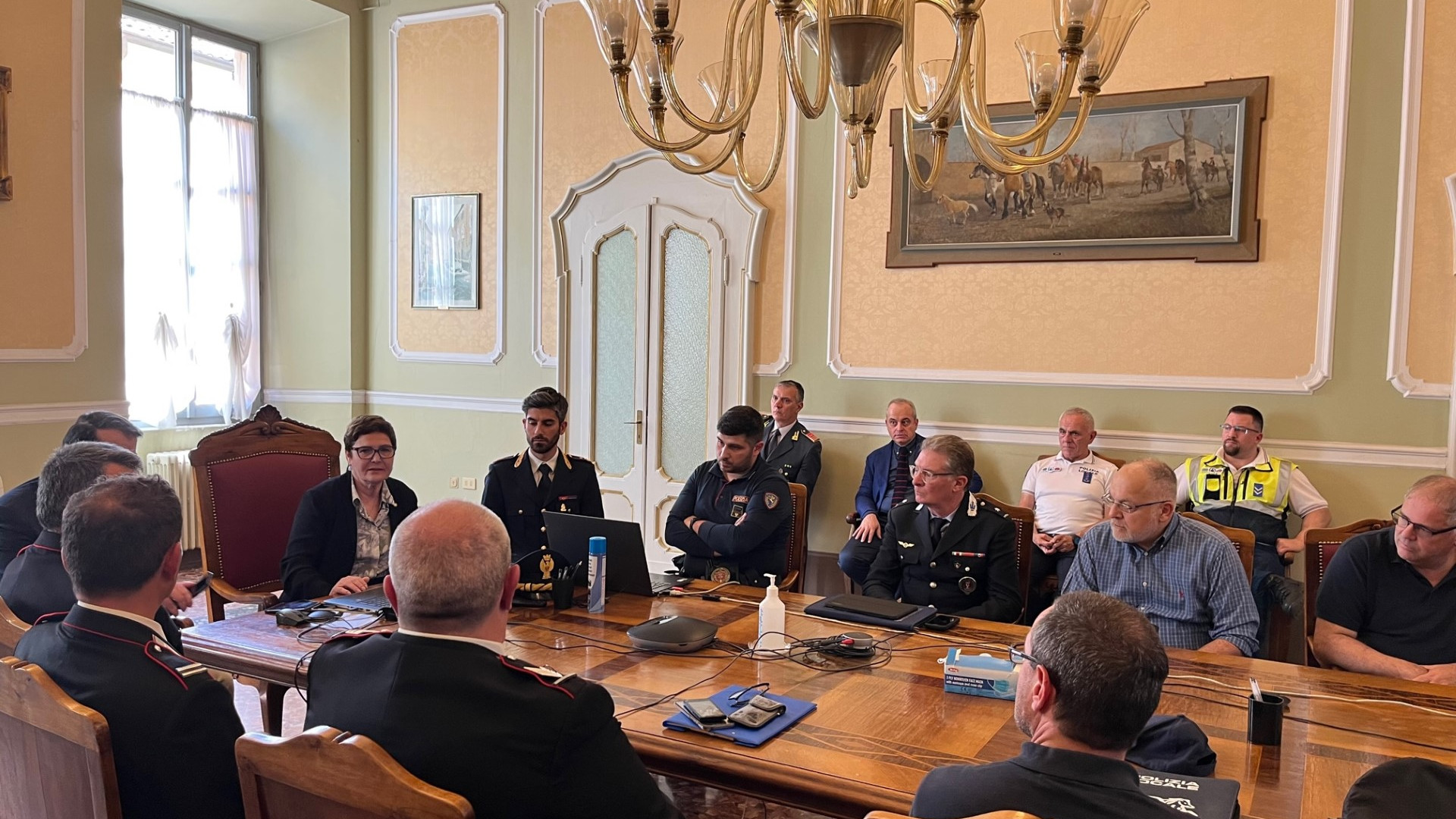 In due mesi 2.569 violazioni dei limiti e 16 incidenti stradali. Tavolo in prefettura