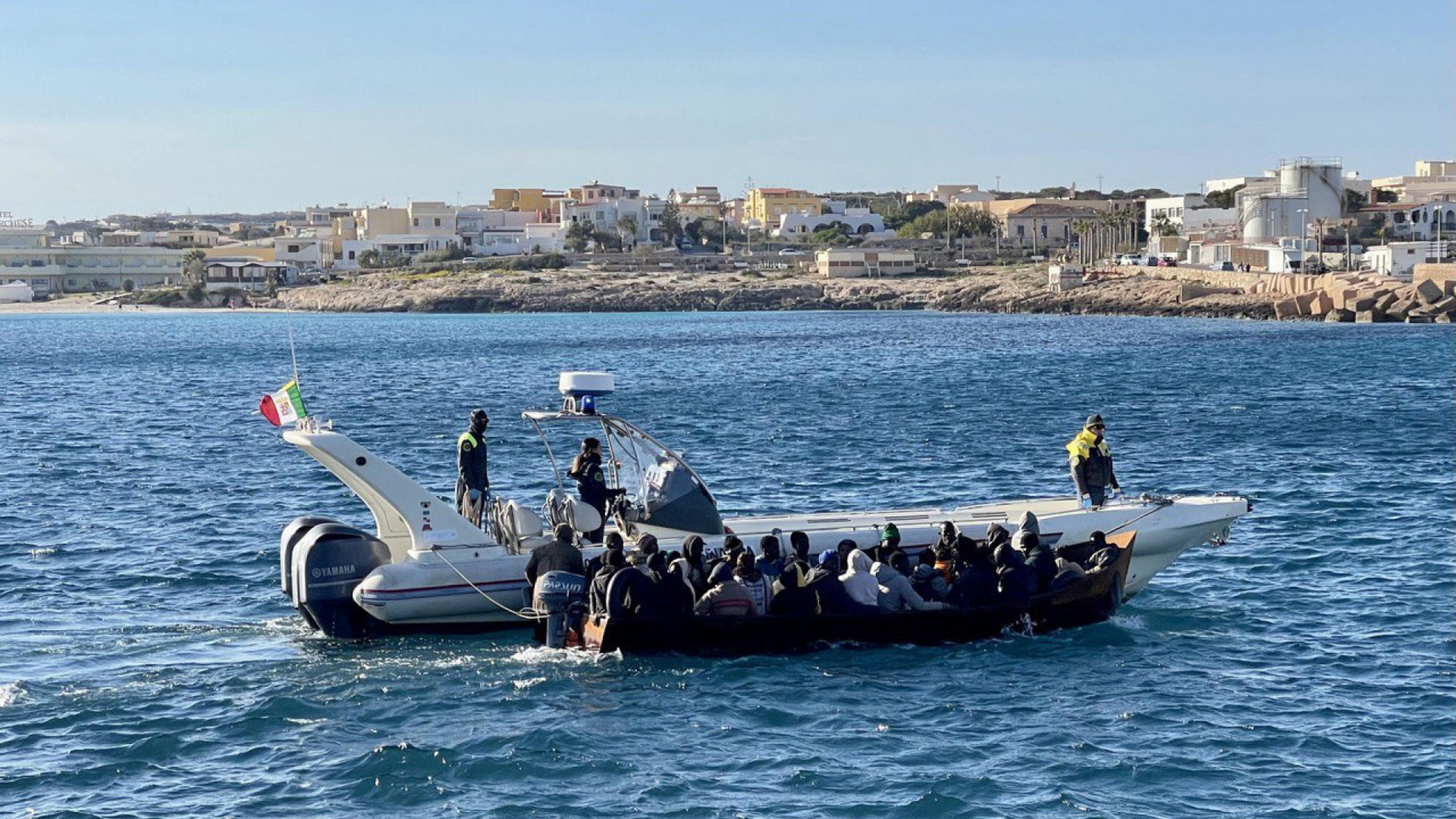 Migranti: proposte condivise tra Regione, Comuni capoluogo e Province