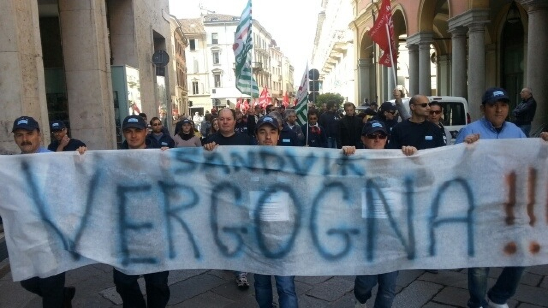Primo maggio, festa del lavoro in tempo di crisi. Cortei e musica