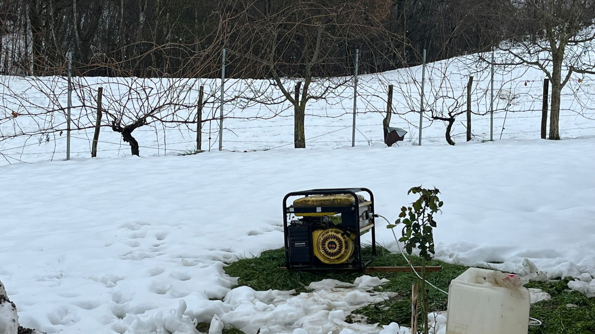 A 48 ore dalla nevicata ancora senza luce, acqua calda| e telefono: "Intollerabile"