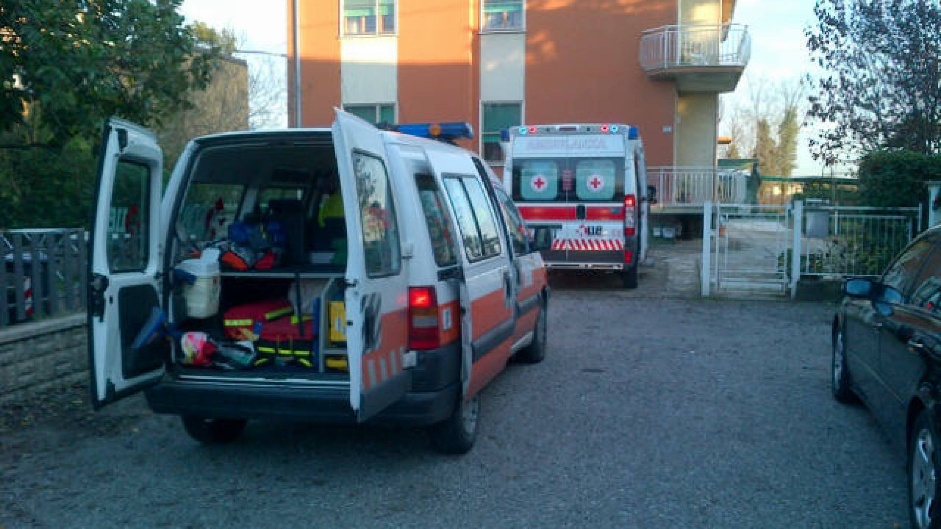 Quarto: anziano muore in casa, la moglie accusa un malore