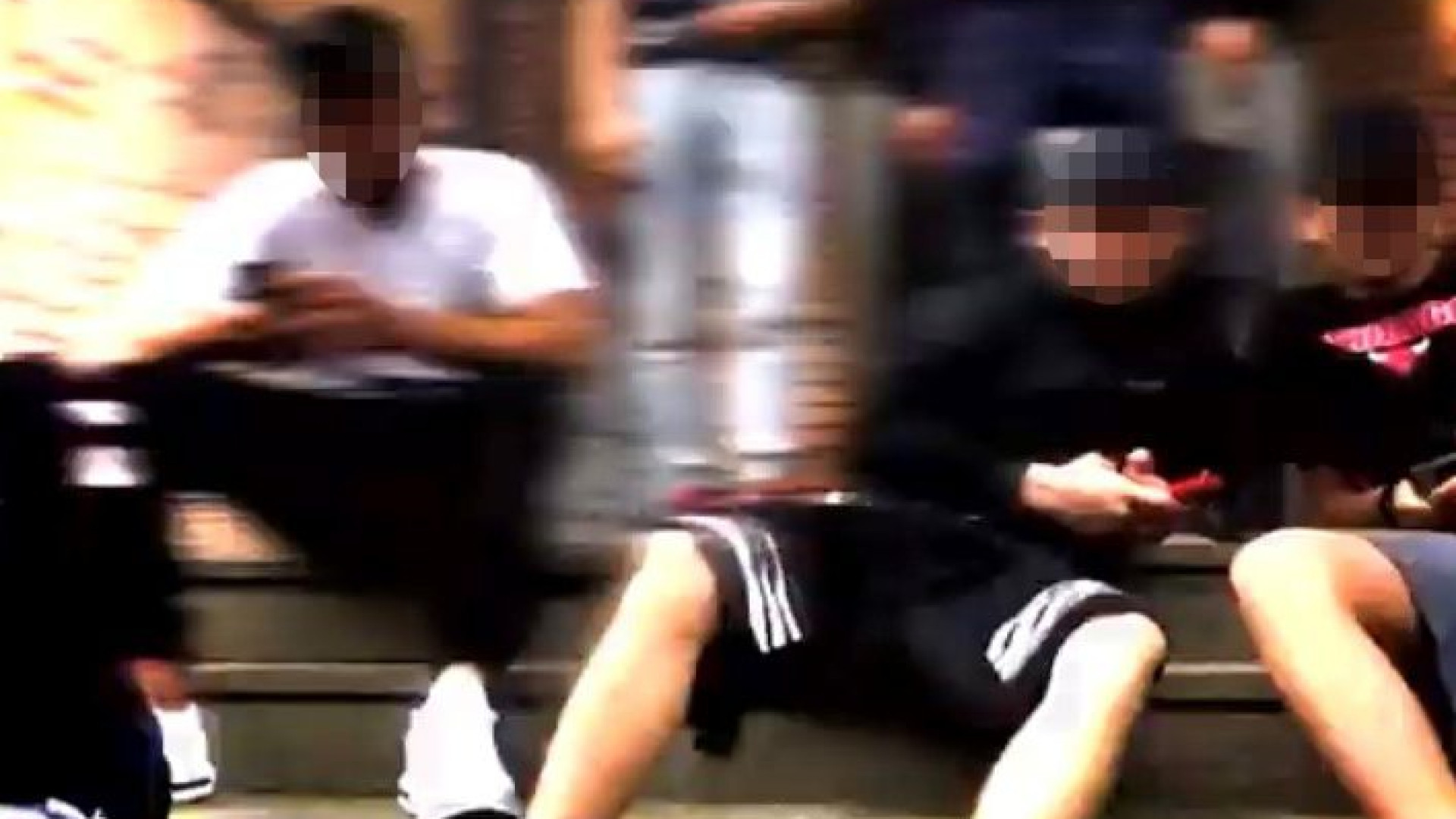 Video trap sul sagrato di Nostra Signora di Lourdes, tensione tra ragazzi e abitanti