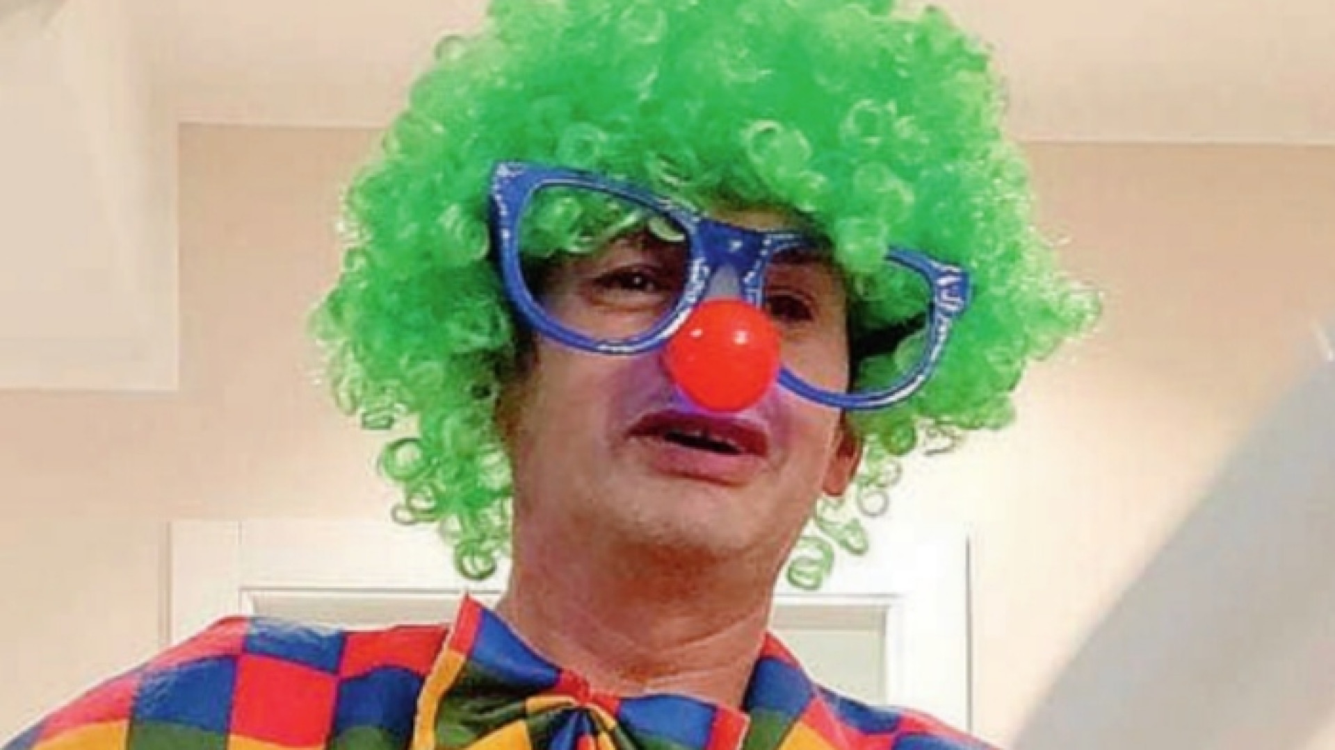 Paolo, il volontario che regala sorrisi ai bambini e raccoglie 3mila euro per la Casa di Iris