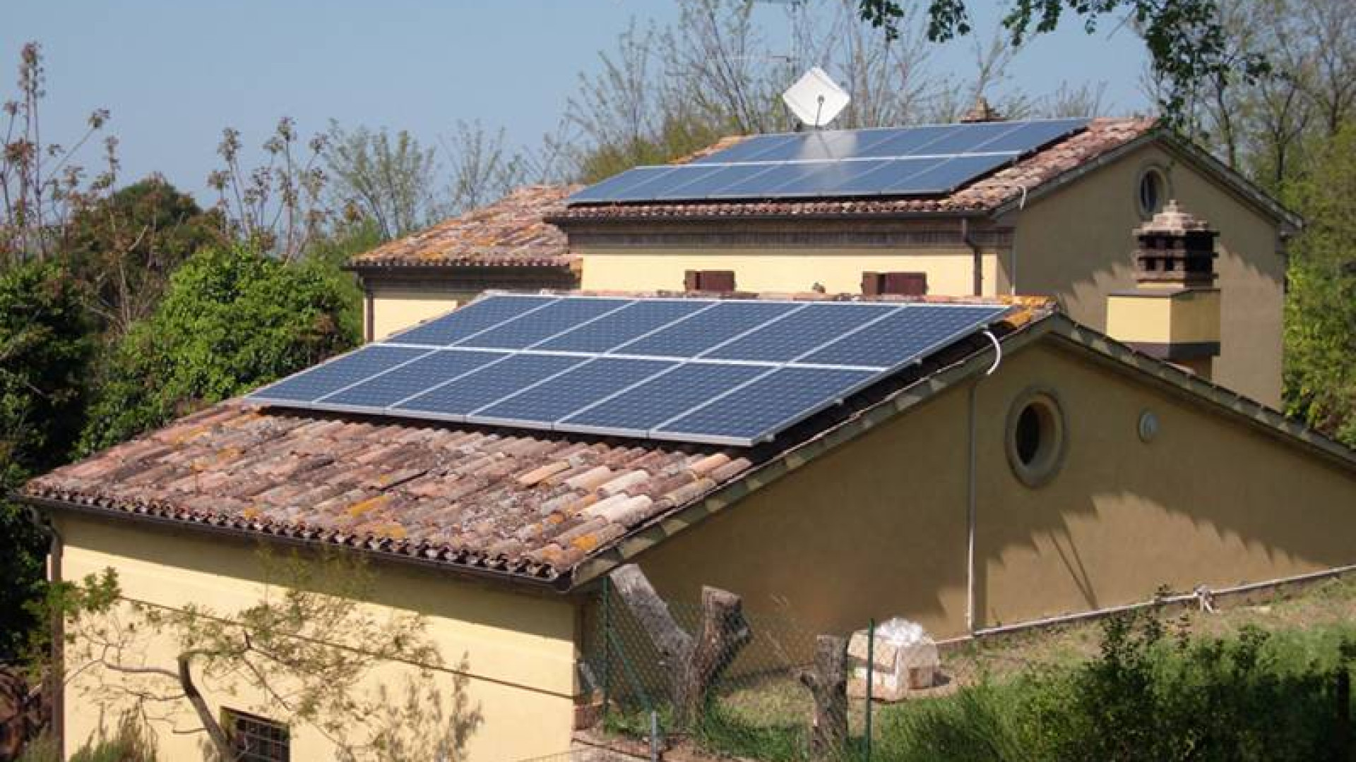 Fotovoltaico, disastroso calo di fatturati in Emilia Romagna: -71%. Piacenza sesta