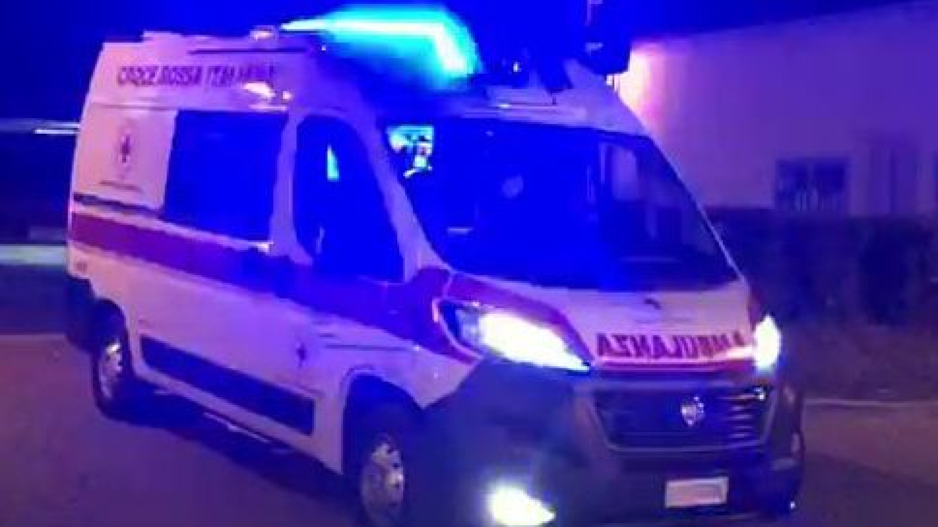 Diga di Mignano, perde il controllo della moto: grave un 63enne
