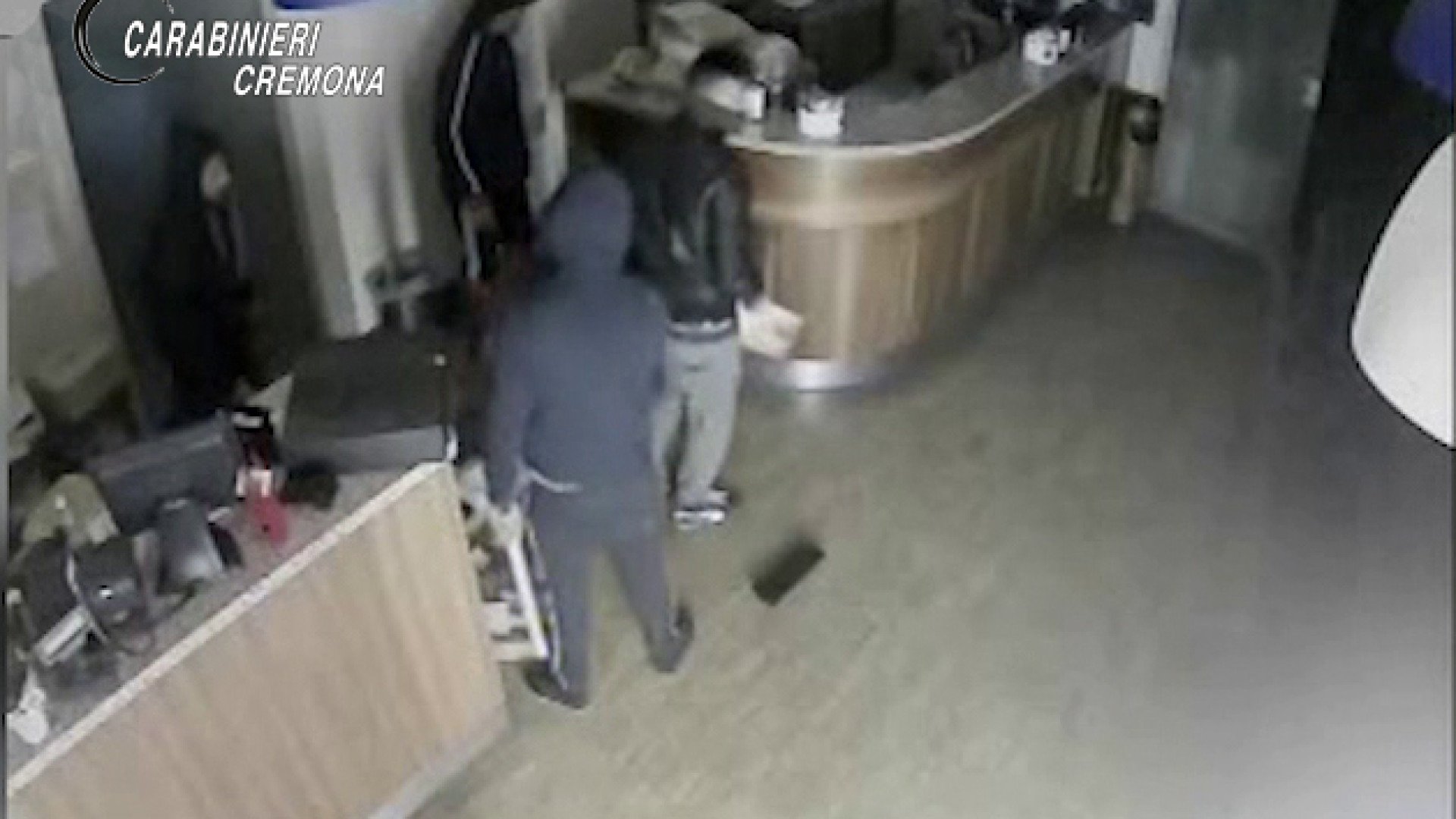 Presa la banda dei cavi elettrici: 8 arresti. Cento colpi in un anno, 13 anche nel Piacentino