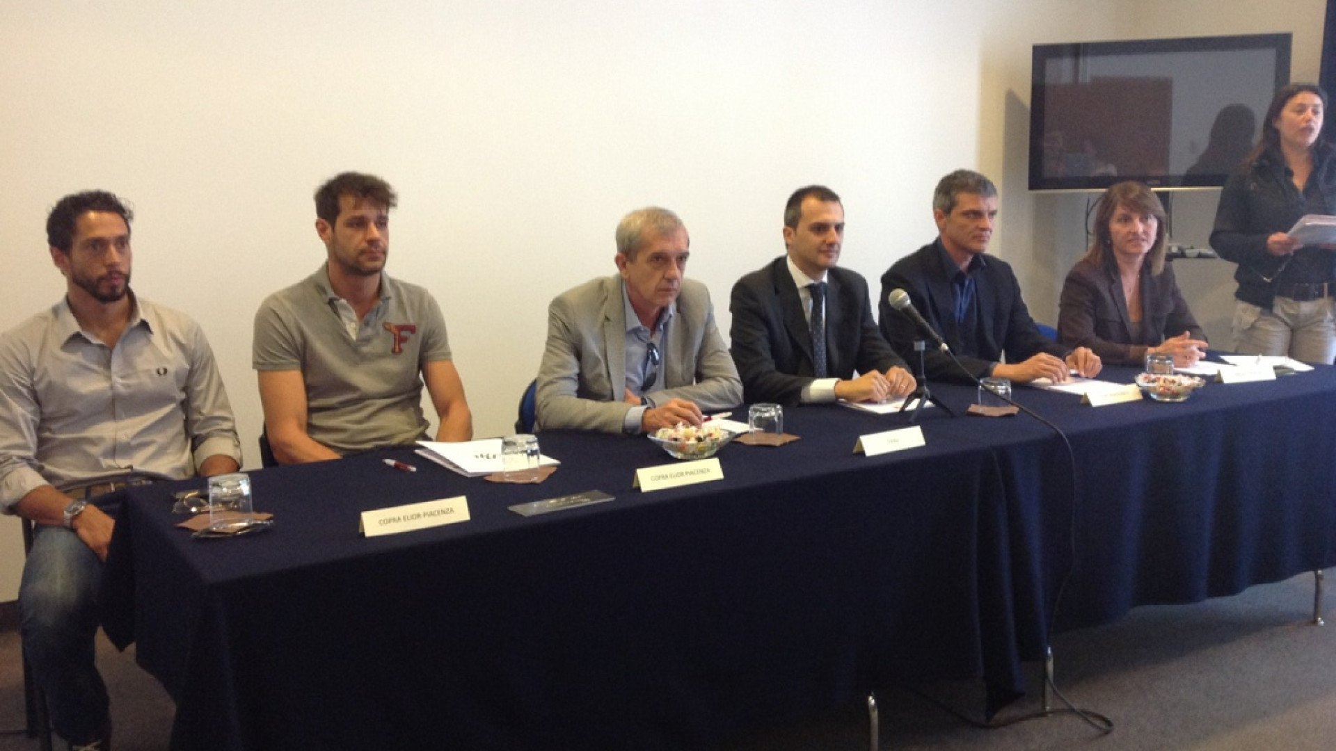 Pallavolo e solidarietà, verso il Bovo day. Raccolti fondi per 5 defibrillatori