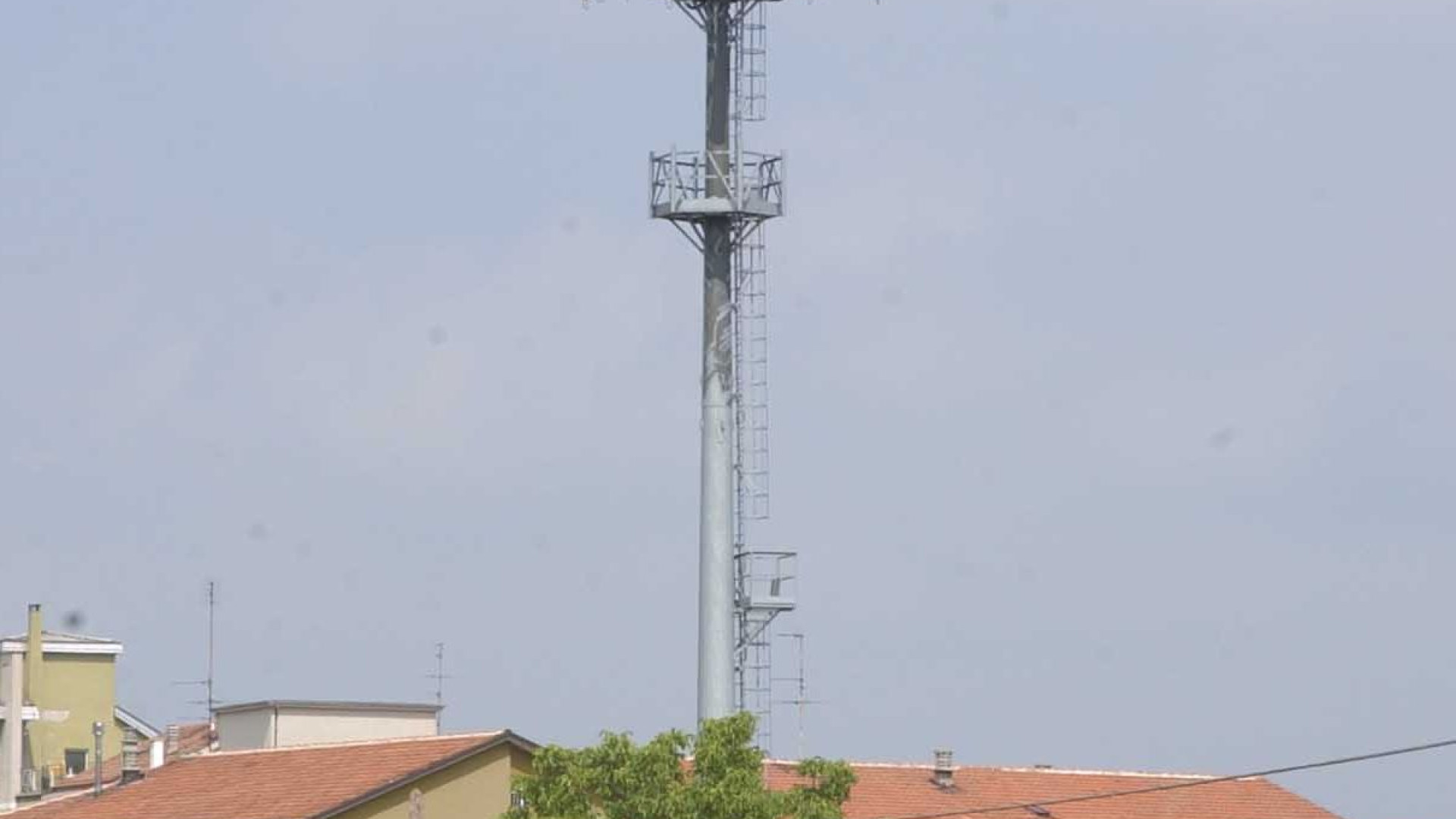 Problemi telefonia soprattutto in montagna: il Prefetto sollecita i gestori a intervenire