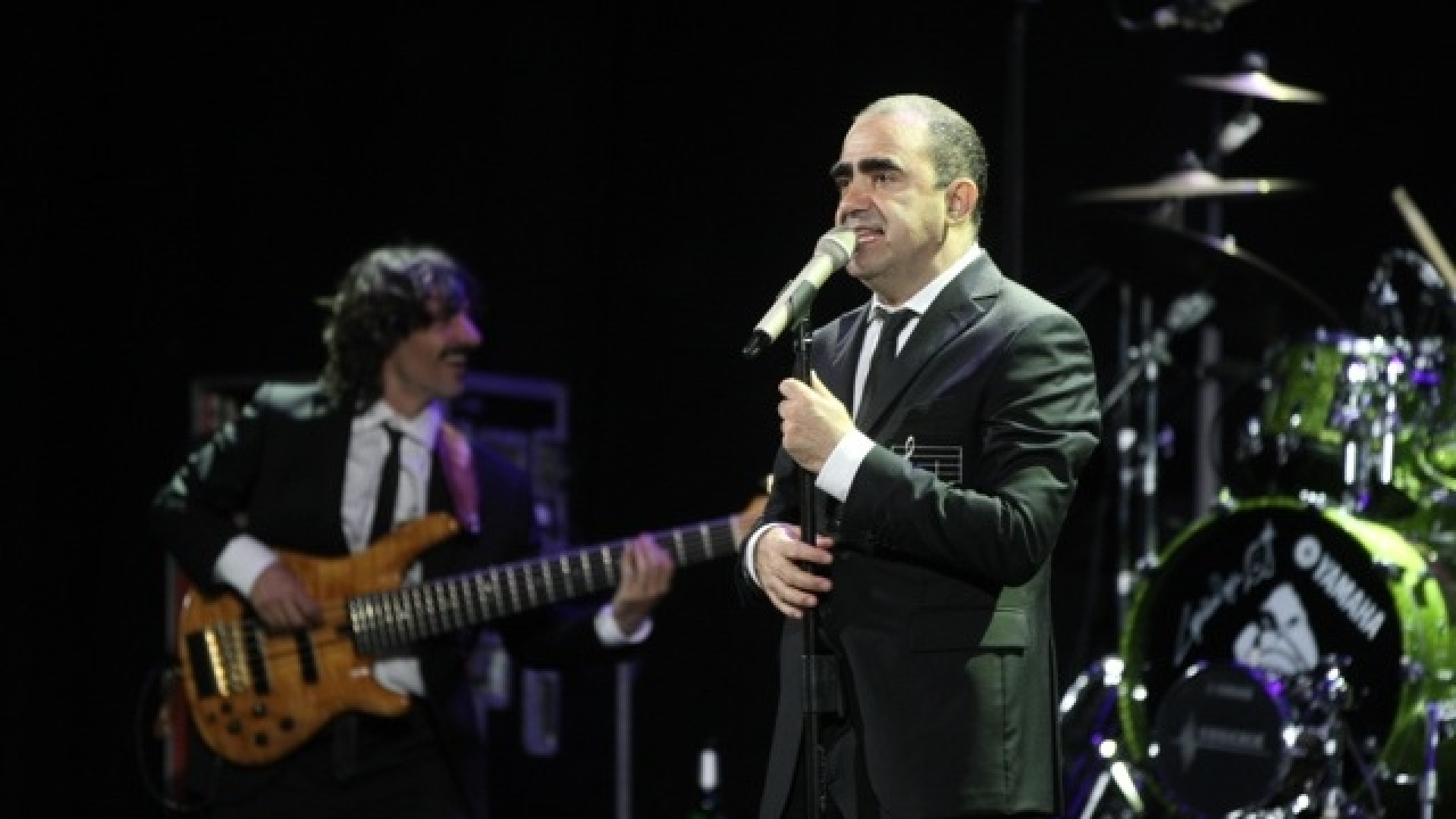 Elio e le storie tese: "Donate il 5 per mille all'associazione Il cuore di Piacenza"