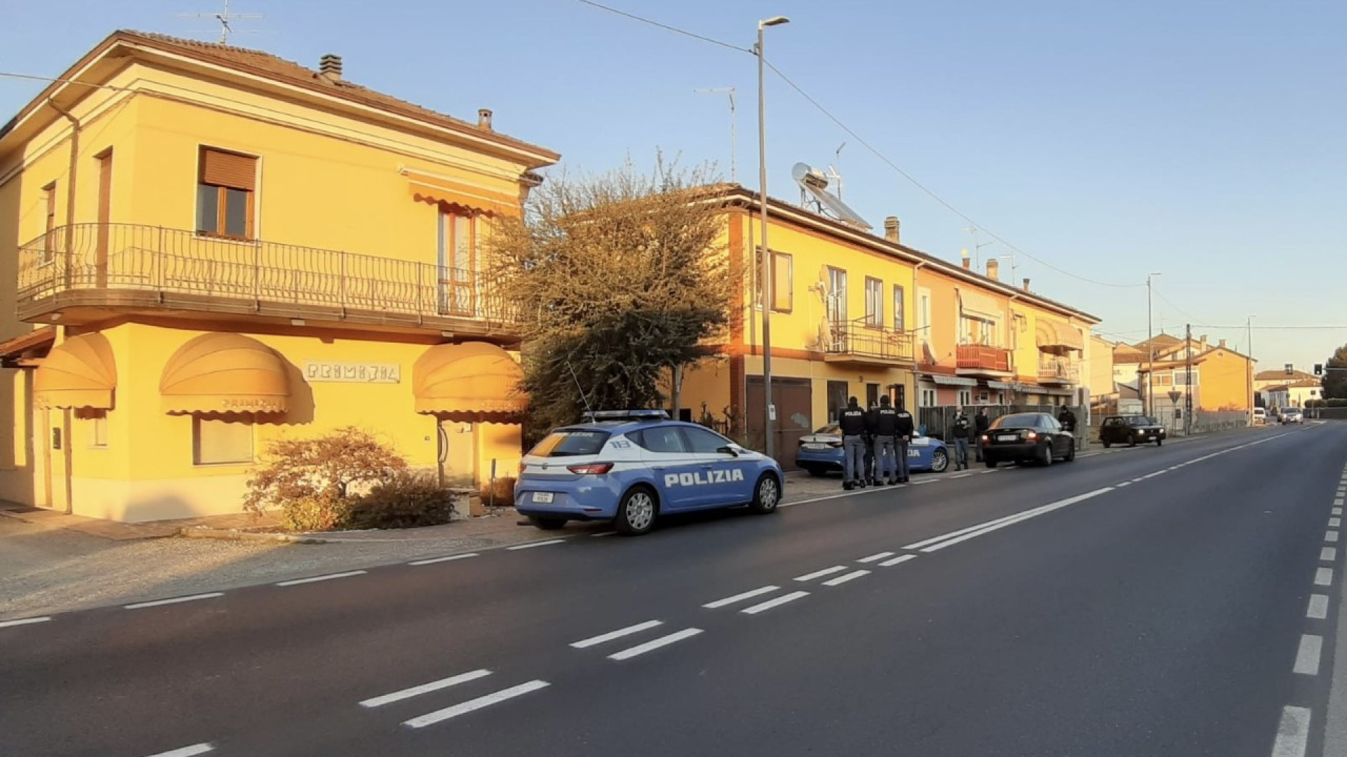 La moglie dell'anziano chiuso nel garage: "Quella mattina volevo tenerlo al sicuro"
