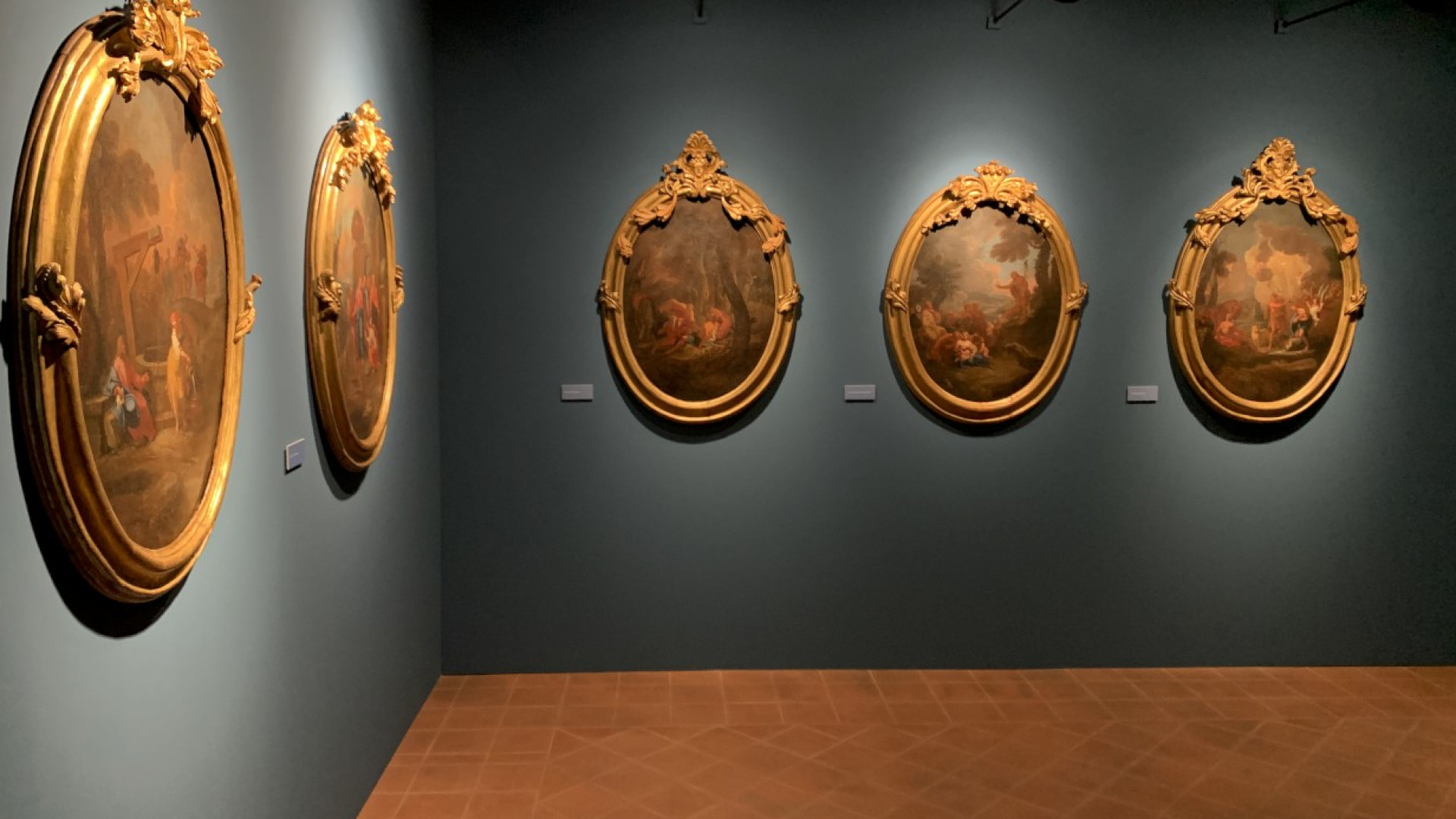 Scale a chiocciola, quadri inediti e affreschi: da domani visita a "Farnese Segreto"