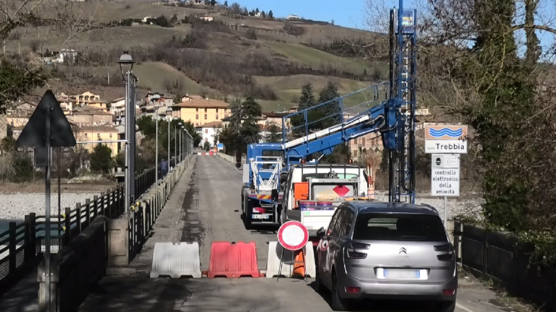 Chiuso per controlli il ponte di Travo: disagi alla circolazione