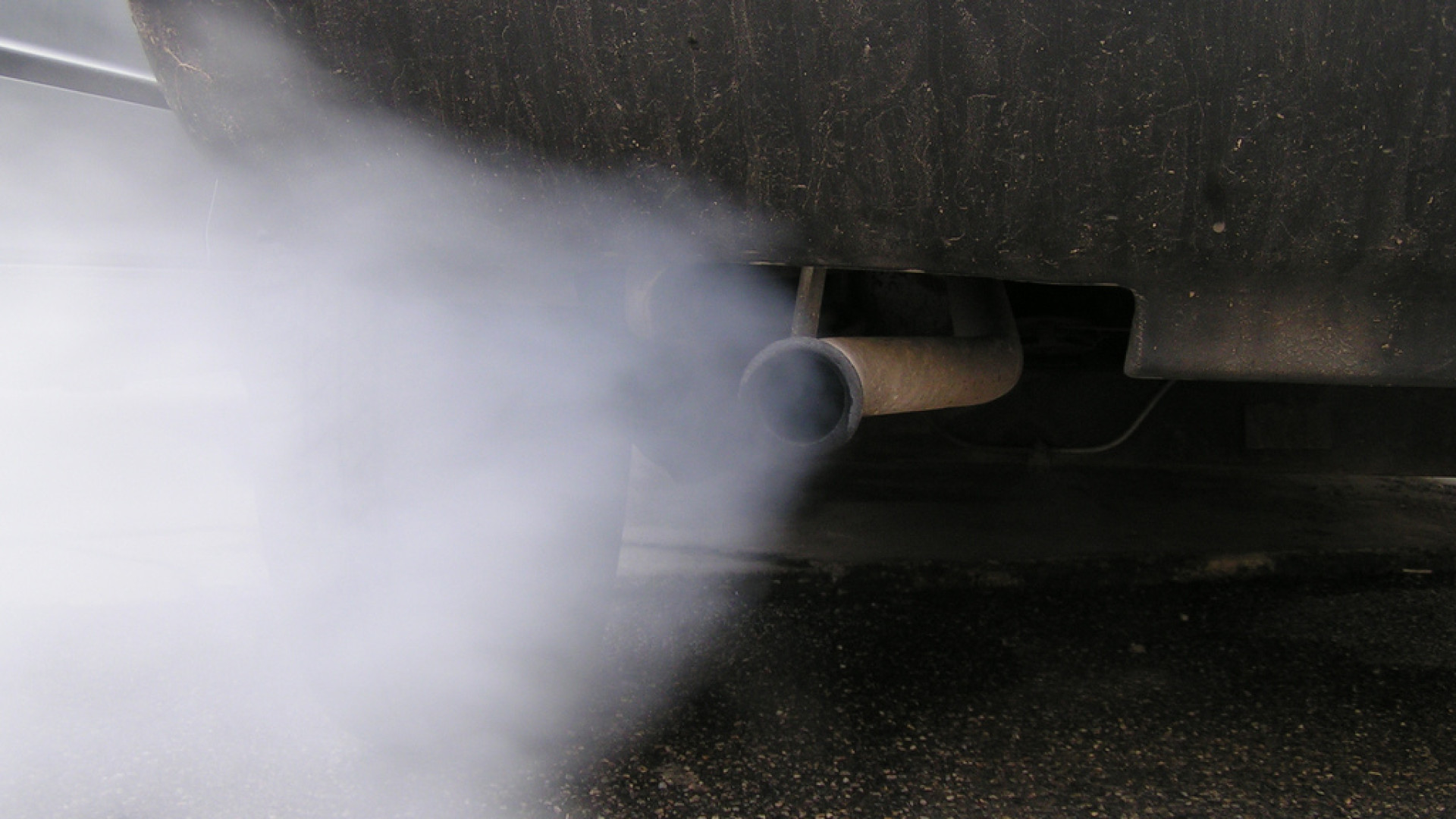 Emergenza smog, da domani scattano le limitazioni aggiuntive anche a Piacenza