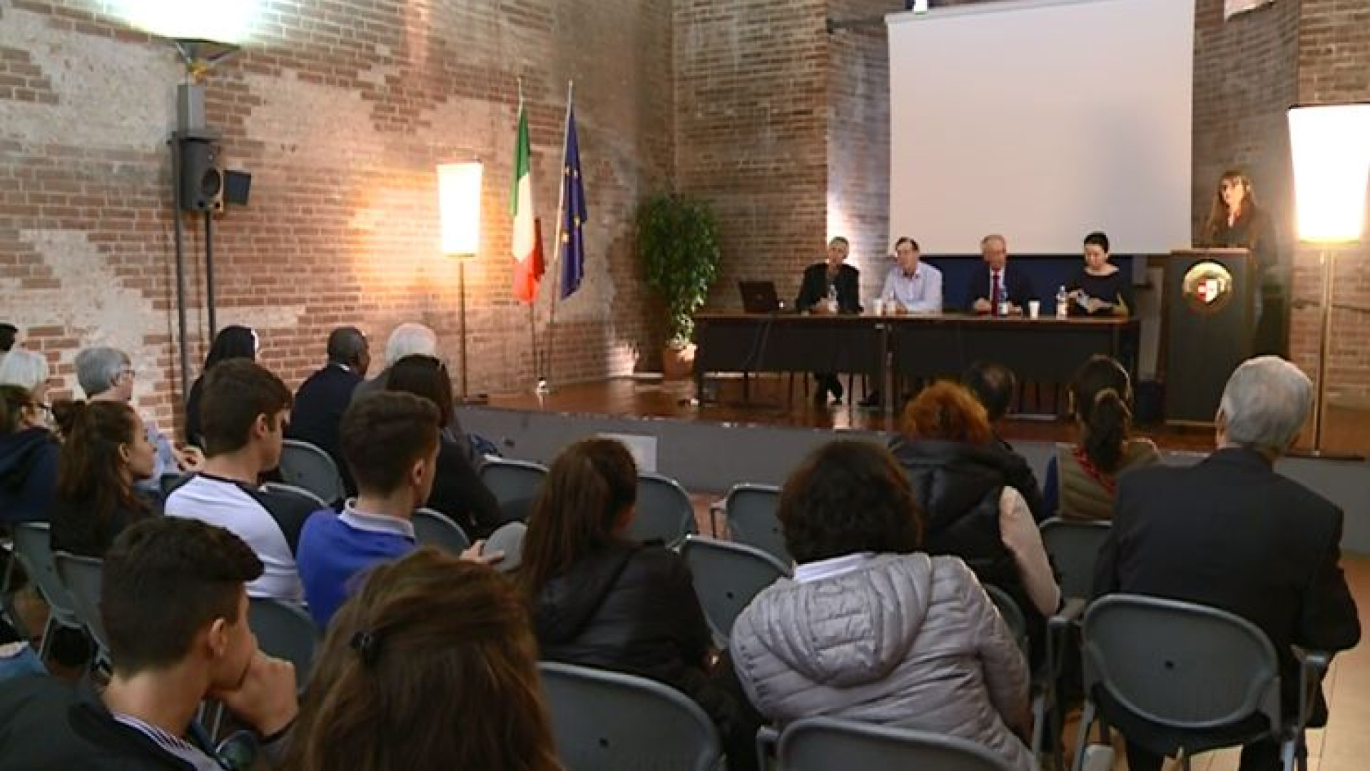Gli studenti piacentini incontrano il Nobel per la Pace lord David Trimble