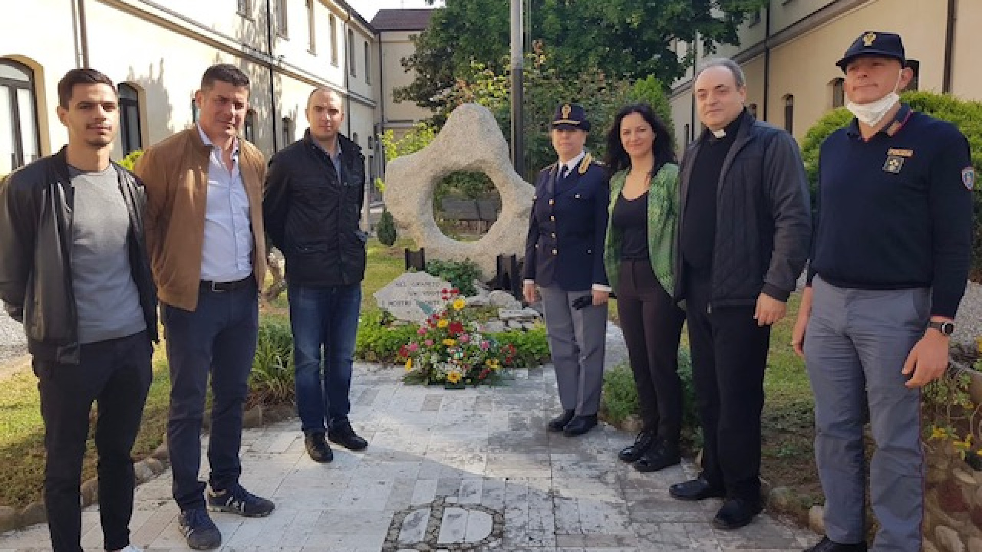 Stragi di Capaci e via D'Amelio: la polizia ricorda i giudici uccisi dalla mafia