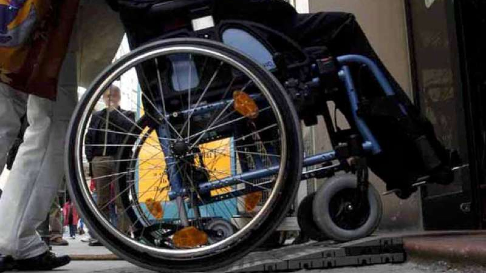 Chiusura anticipata appalto alunni disabili, sindacati: "Comune ci convochi"