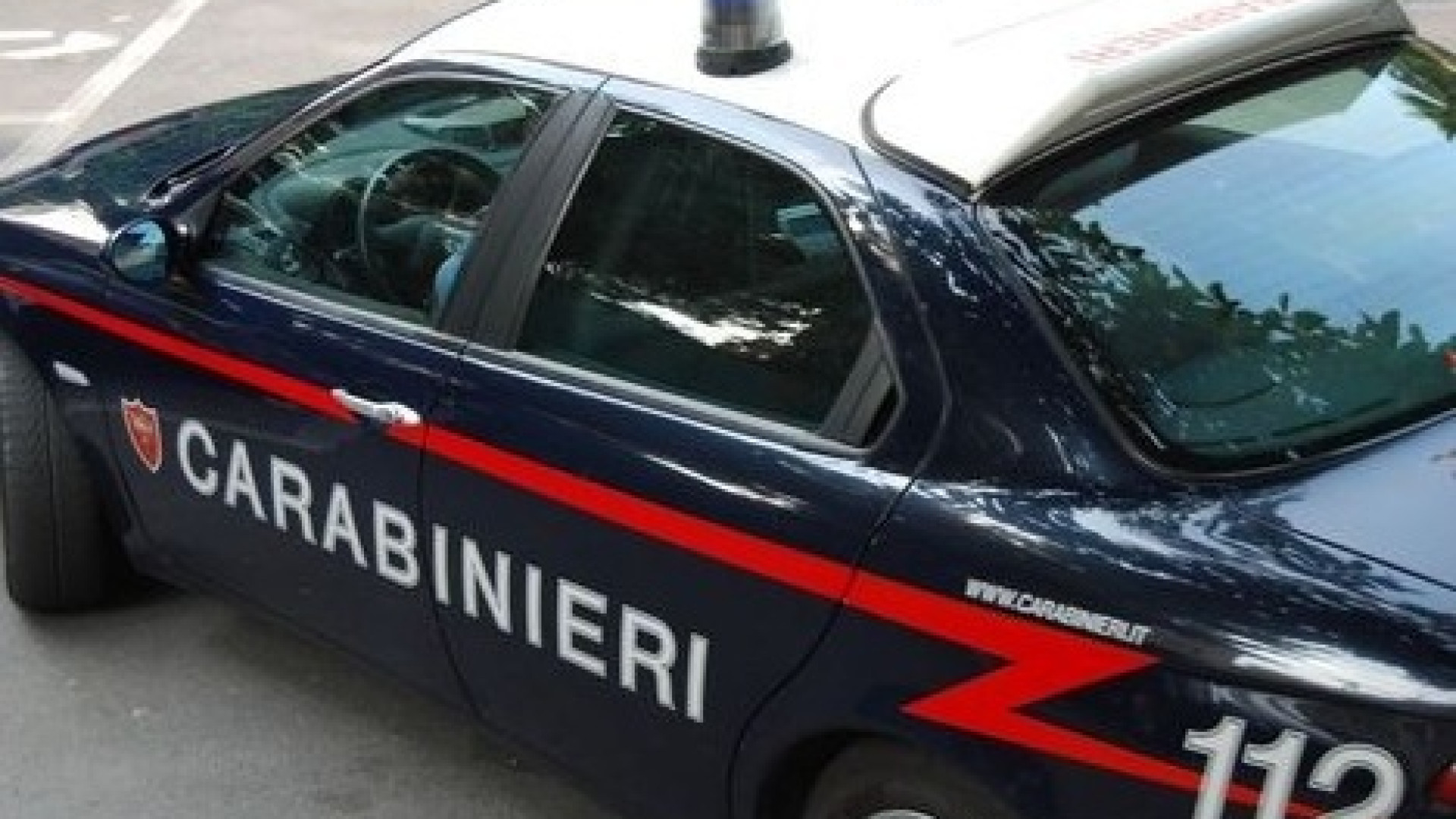 Via Bixio: prende a pugni un 70enne e lo deruba del portafoglio