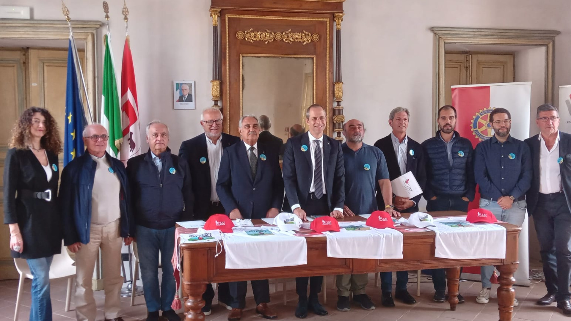 "Via Francigena on foot" per la prevenzione: in partenza il pellegrino della salute