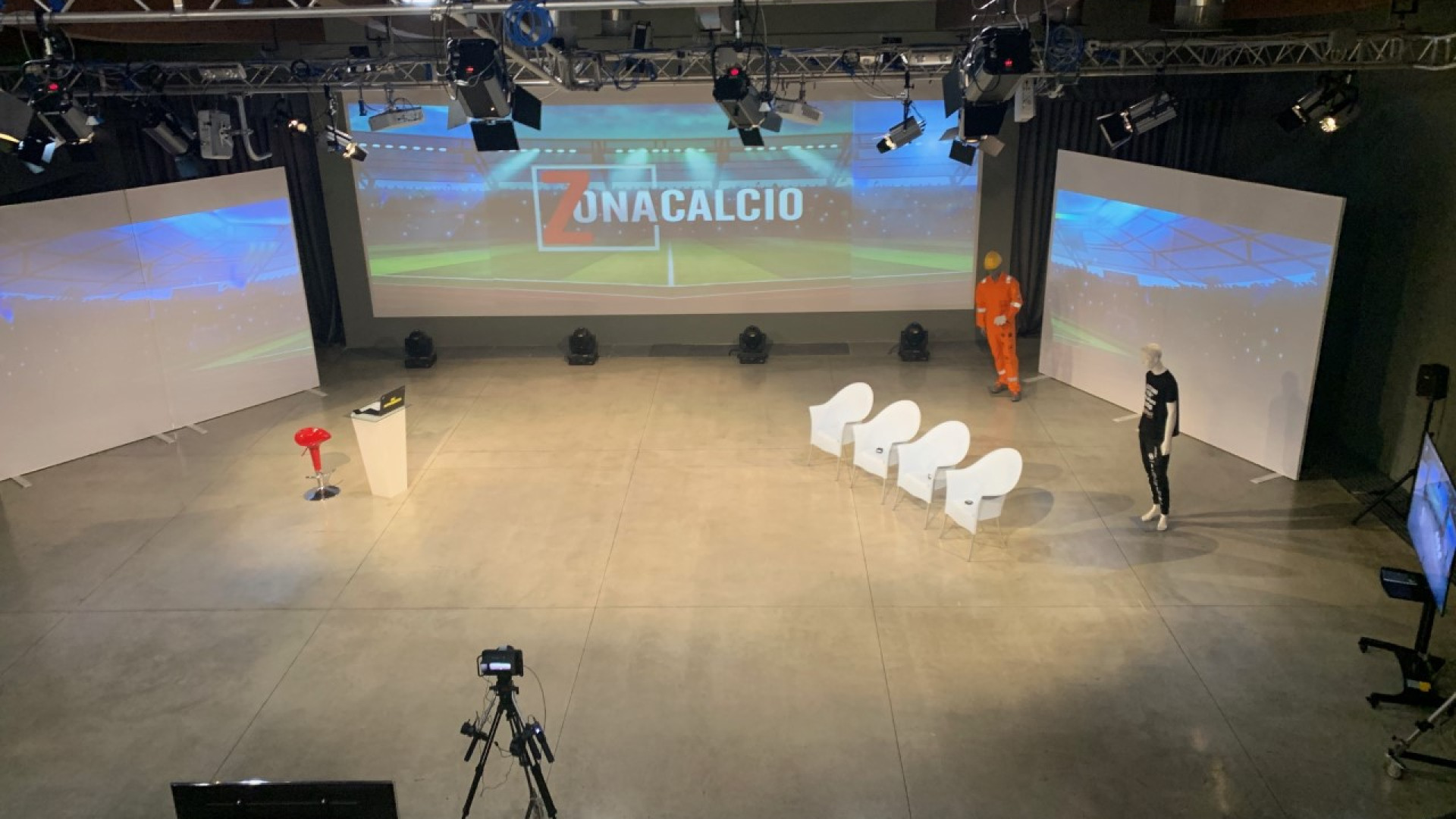 Mister Abbate e Stronati ospiti a Zona Calcio, dalle 20.30 su Telelibertà