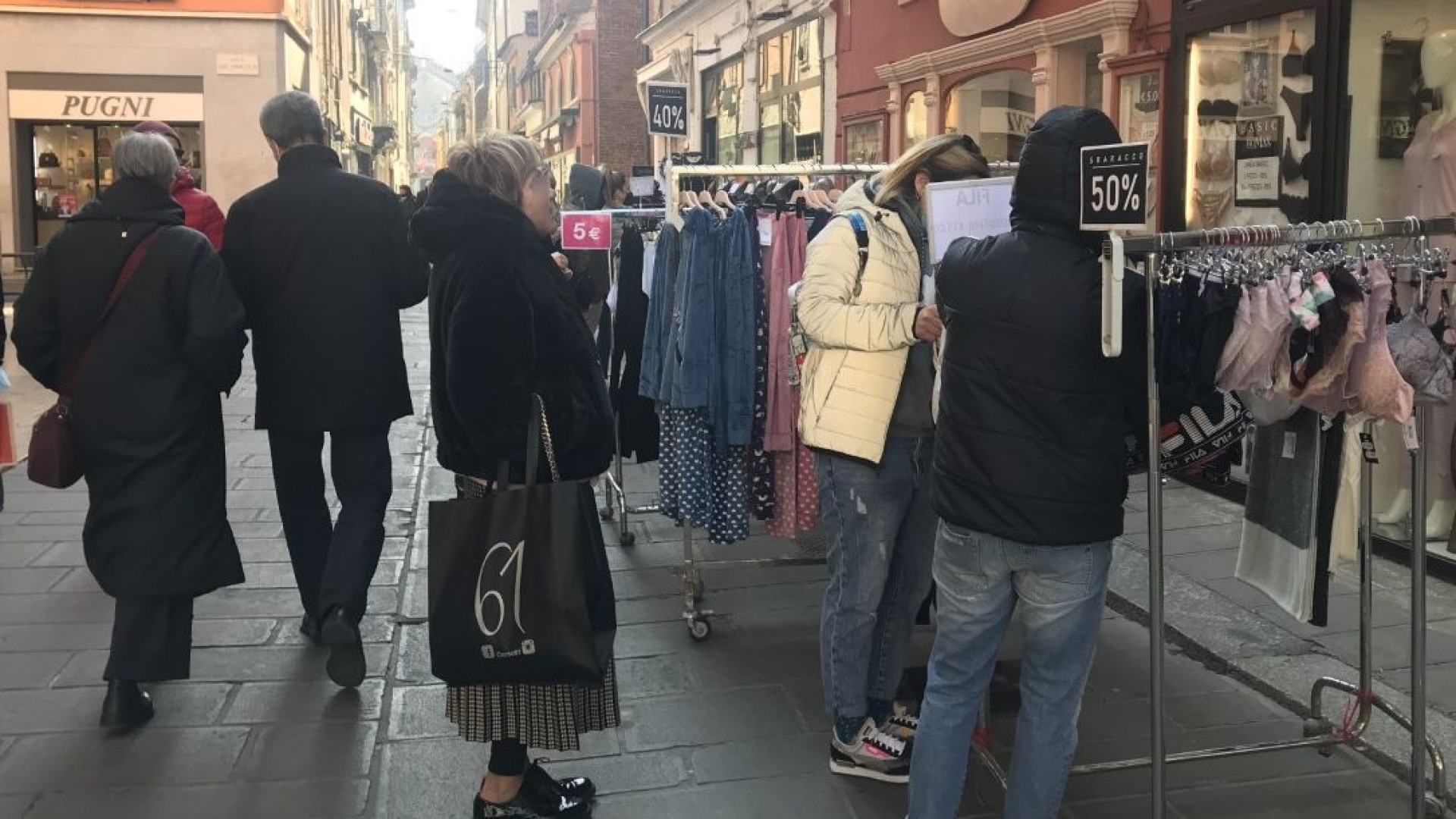 Dopo le incertezze, promosso lo sbaracco spalmato su due domeniche