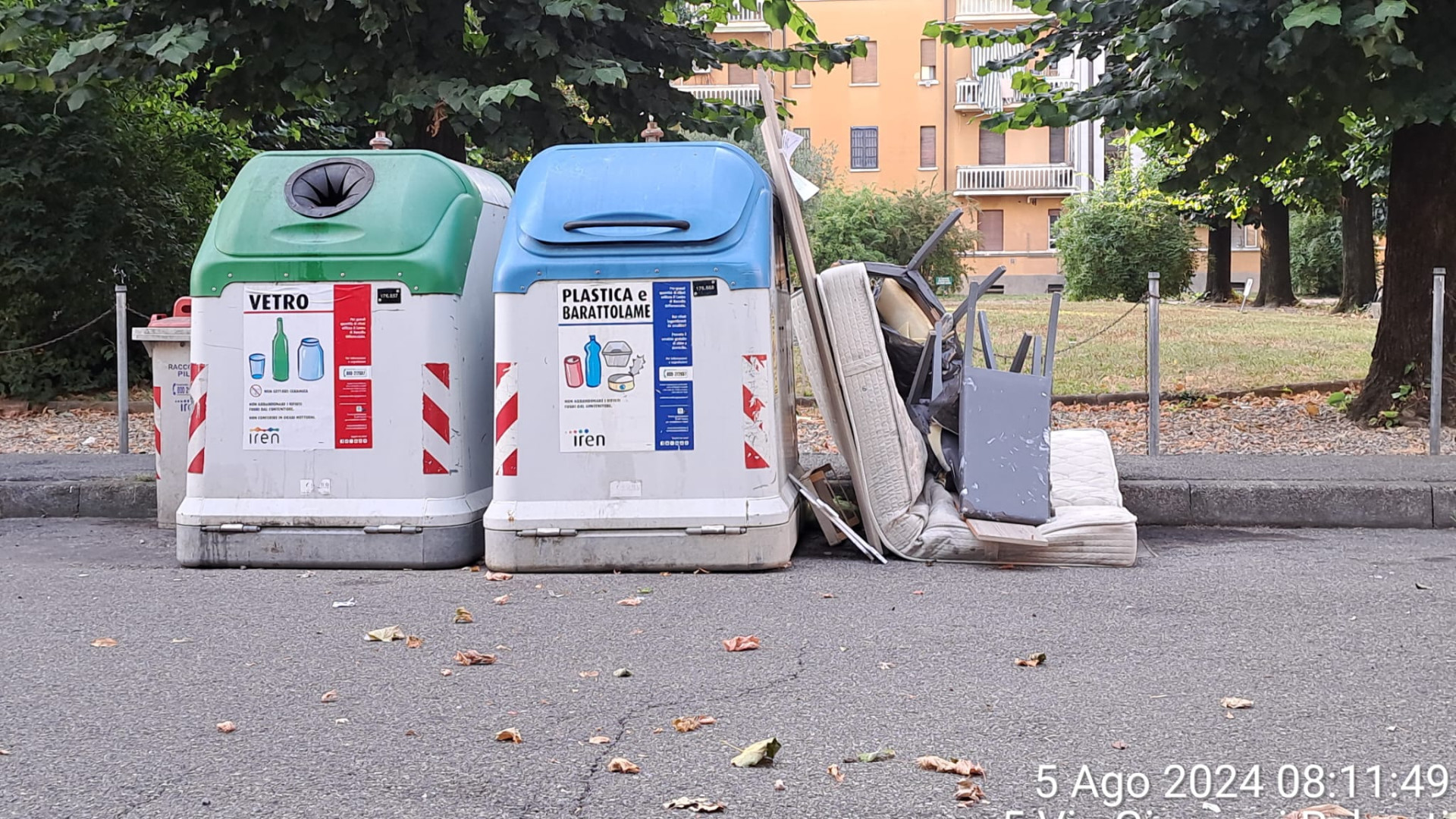 Abbandono di rifiuti in città, Zandonella: "Quante sanzioni eleva il Comune?"