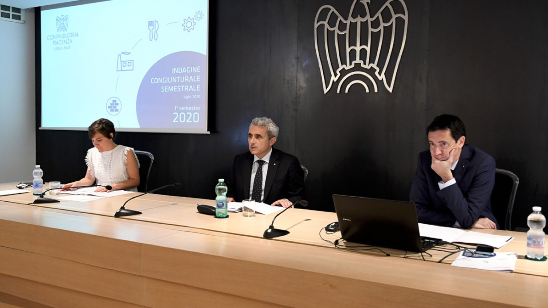 Manifattura, crollo del fatturato. Rolleri: "Ora finanziamenti e progetti"