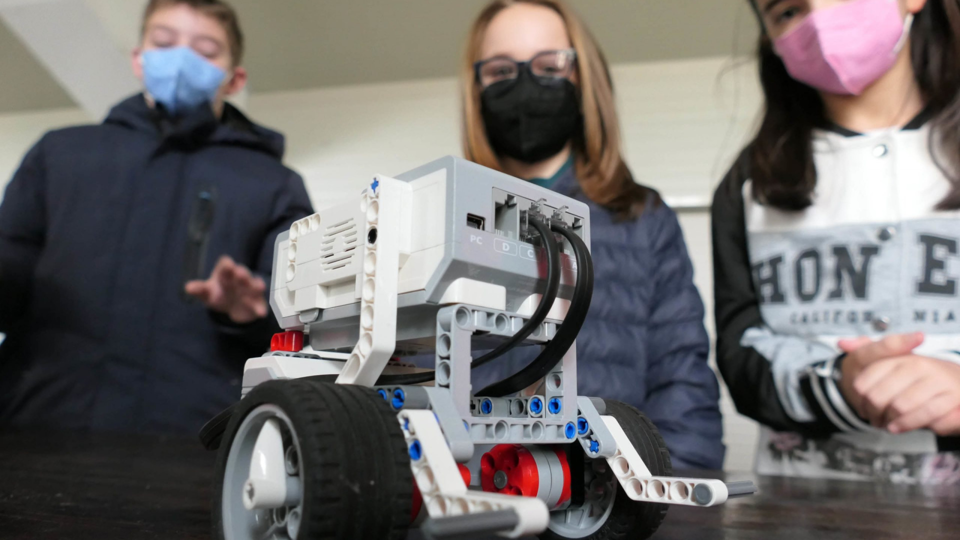 Gli studenti del Volta di Borgonovo brillano alla gara di robotica