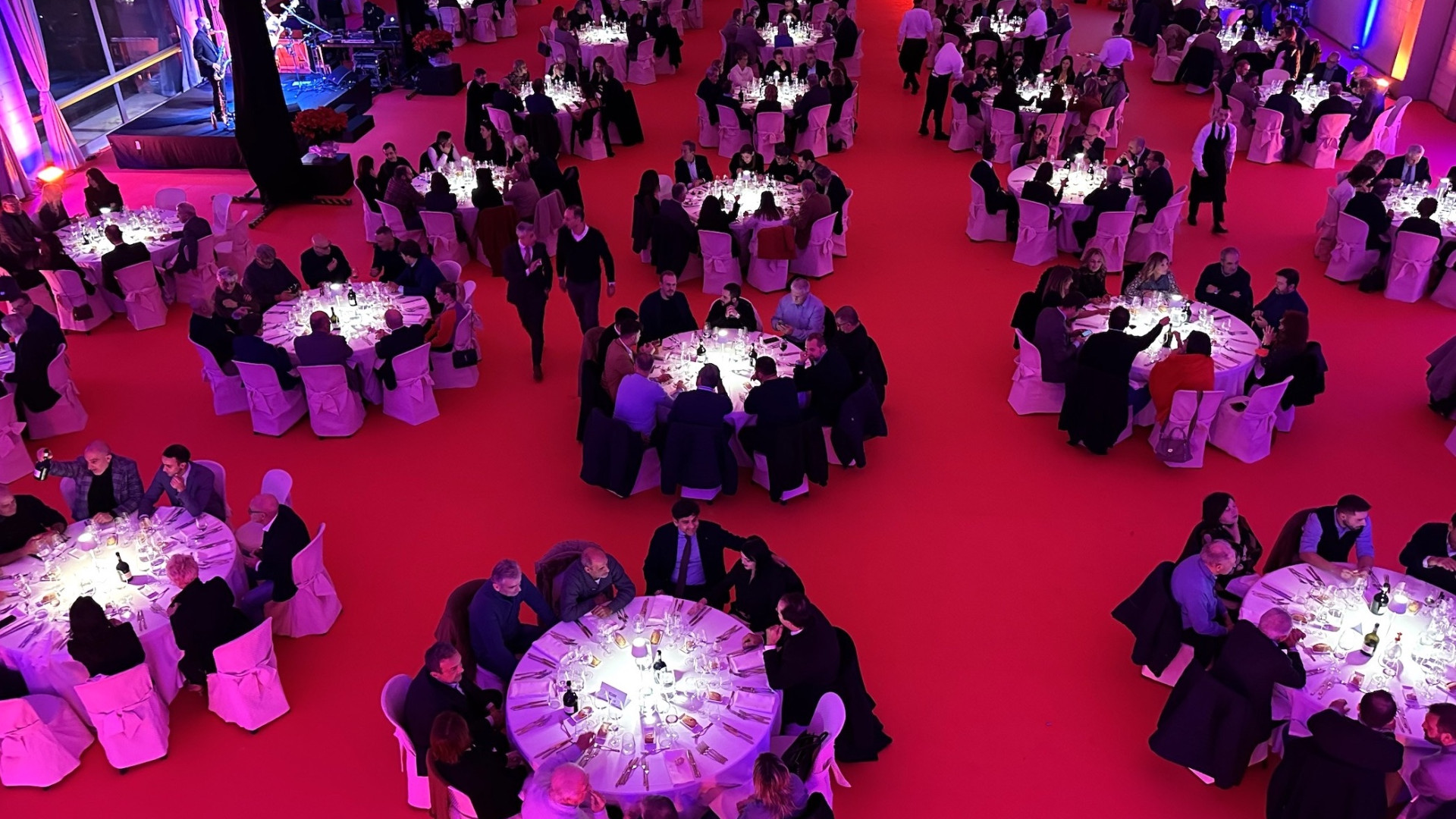 In trecento alla cena solidale a Piacenza Expo, donati alla Casa di Iris 20mila euro