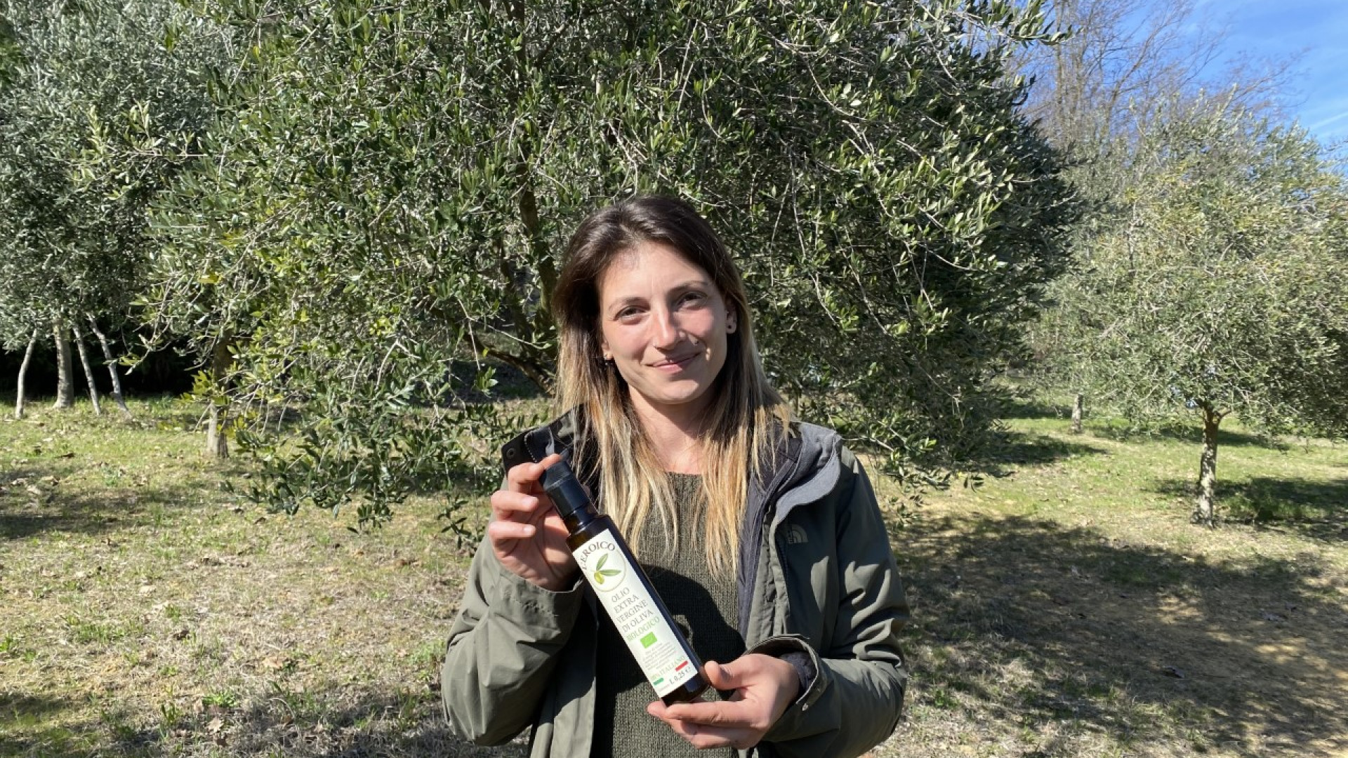Sara e un olio extravergine d'oliva "Eroico" sulle colline della Val Chero