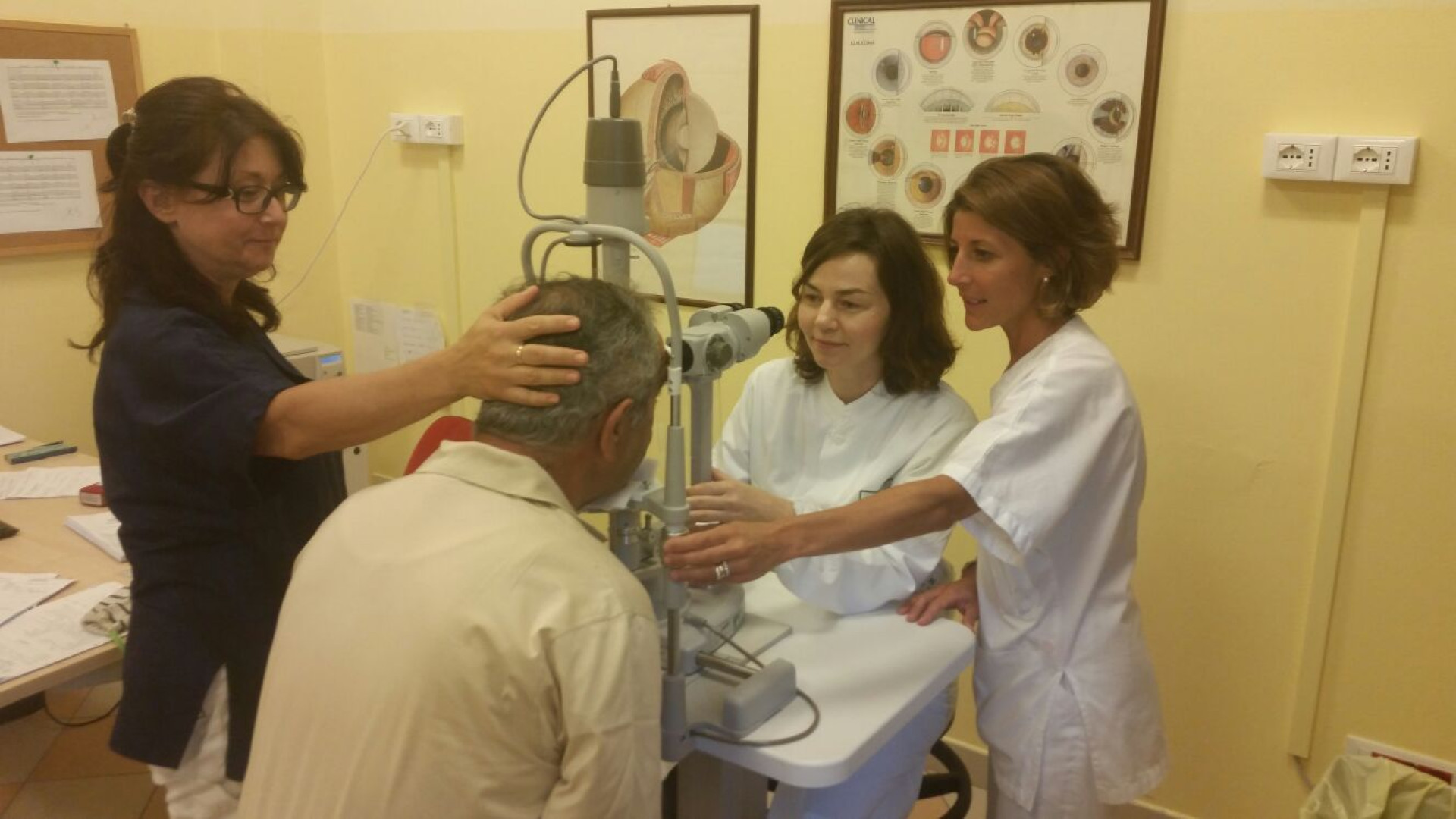 Sole, i danni alla vista di adulti e bambini: "Attenzione agli occhiali contraffatti"