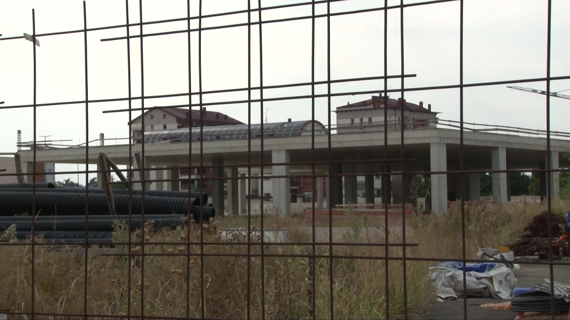 Slitta ancora la costruzione del maxi-negozio in via Goitre: fine cantiere al 2023