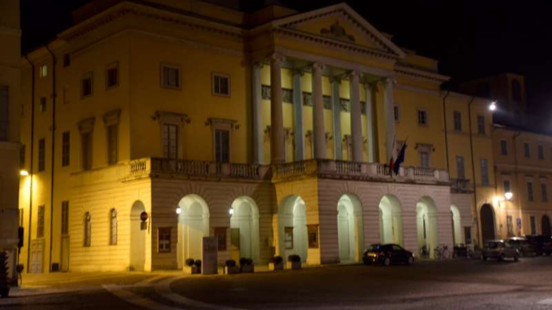 Con "La locandiera" debutto al Municipale per Mariangela Granelli
