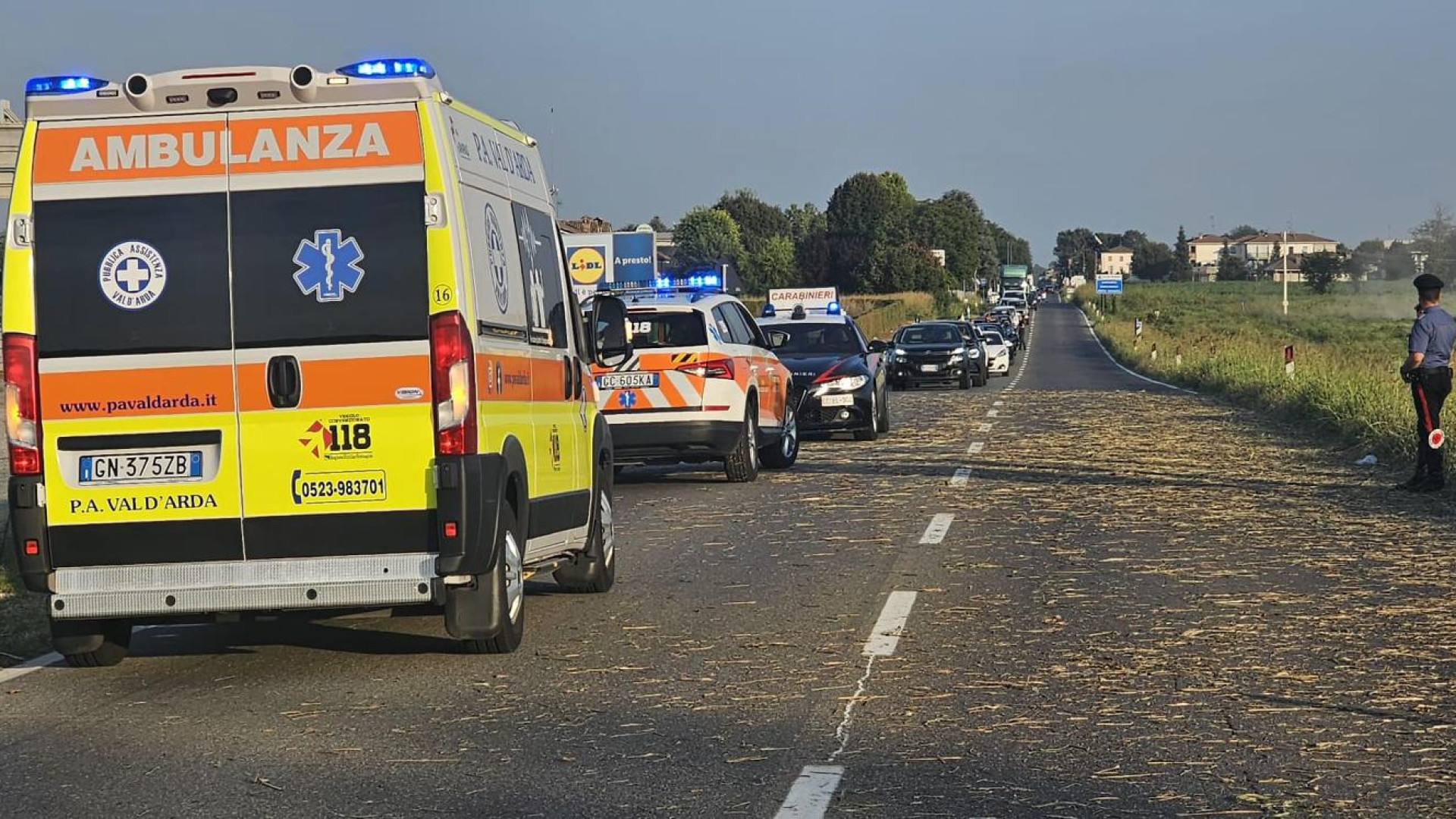Scontro tra due moto sulla via Emilia ad Alseno, feriti i centauri