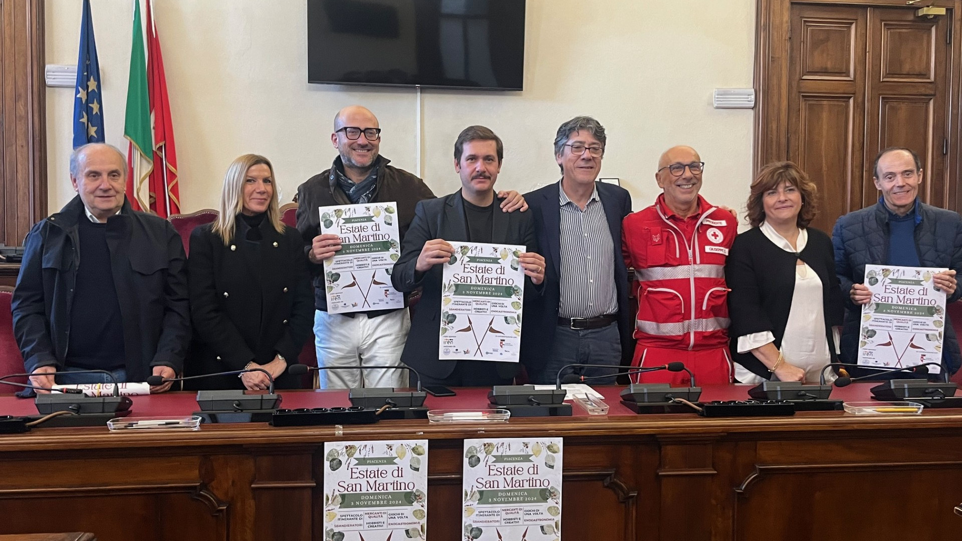 Torna l'estate di San Martino in città: mercatini, castagnata e giochi di una volta