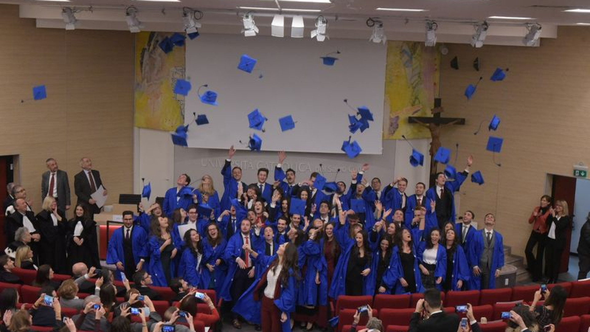 Double Degree: 49 diplomati, cerimonia in stile anglosassone