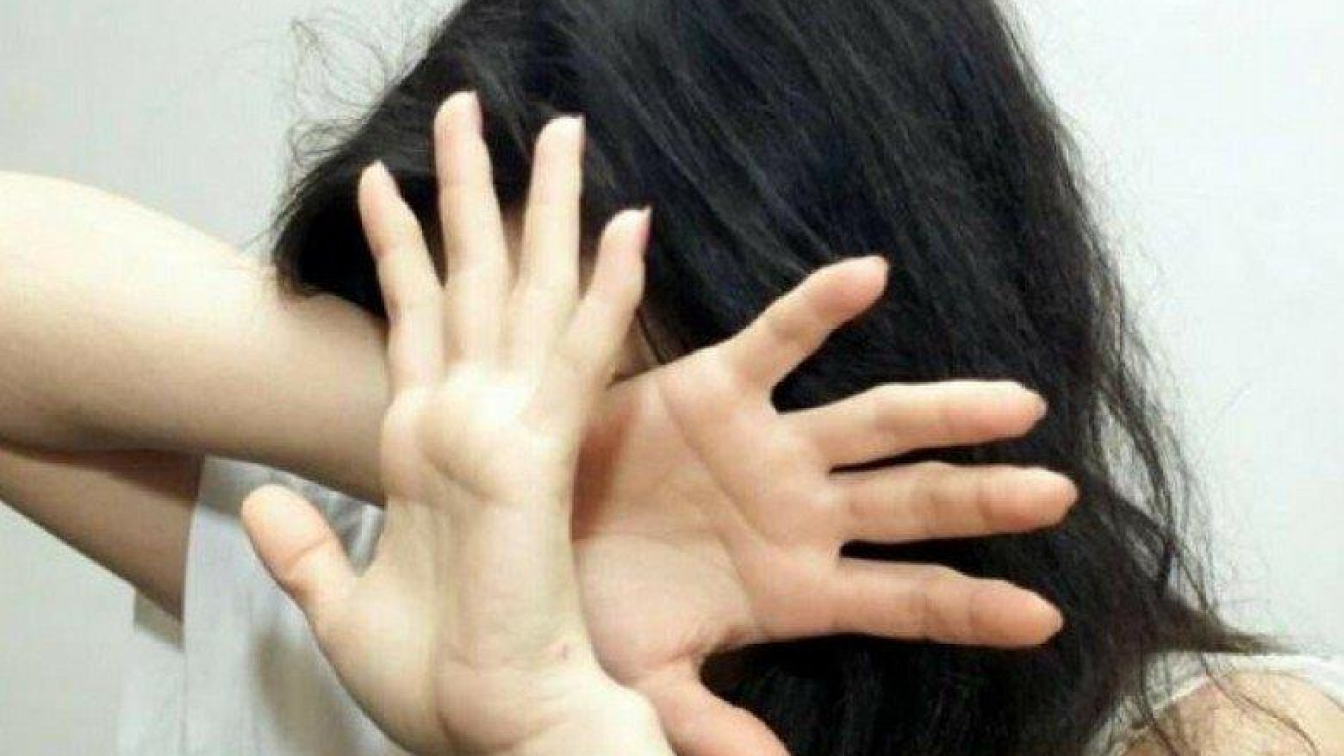 Accusato di maltrattamenti: "Non è vero, seguo il Corano e dice di rispettare le donne"
