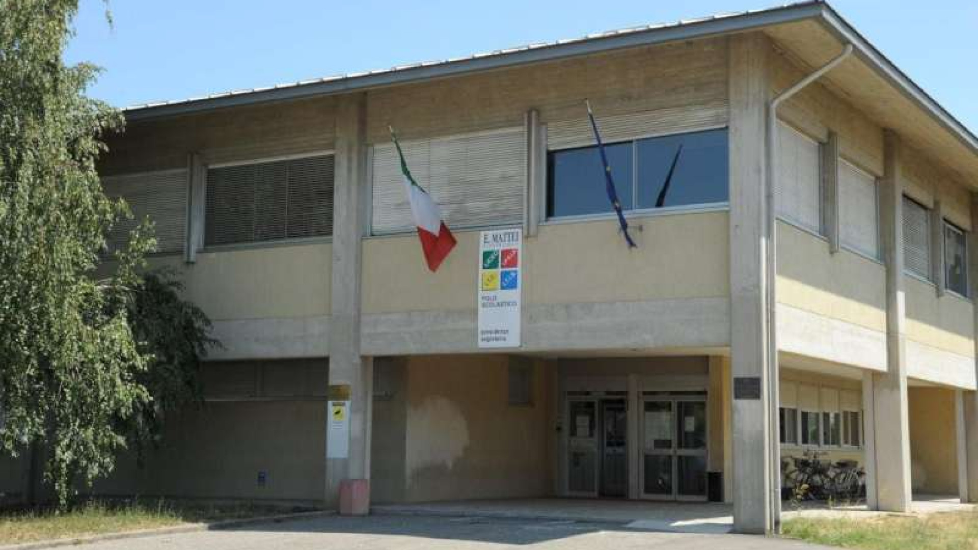 Classi divise in due gruppi, si alterneranno per la didattica a distanza. Otto intervalli