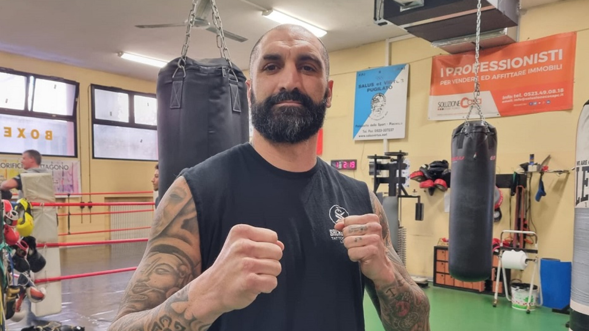 Nuova vita sportiva per Ciccio Cosenza: l'ex difensore del Piace si dà al pugilato