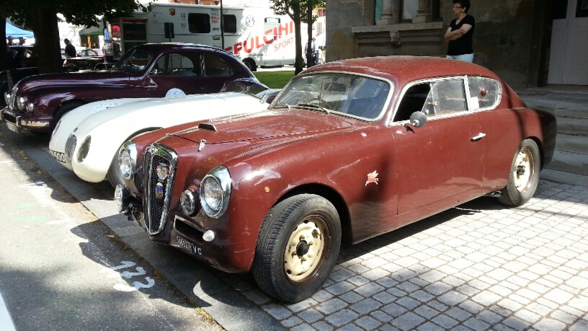 Al via la Vernasca Silver Flag. 200 auto storiche in mostra. Foto e video