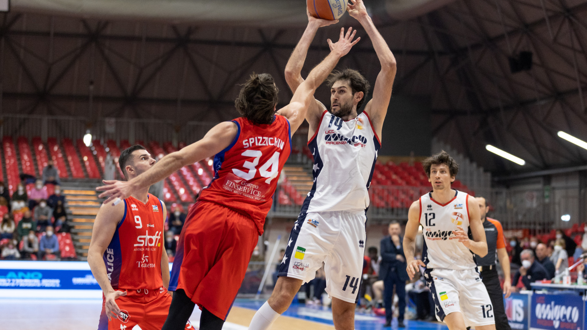Primo tempo equilibrato, poi l'Assigeco dilaga contro Mantova: 81-66