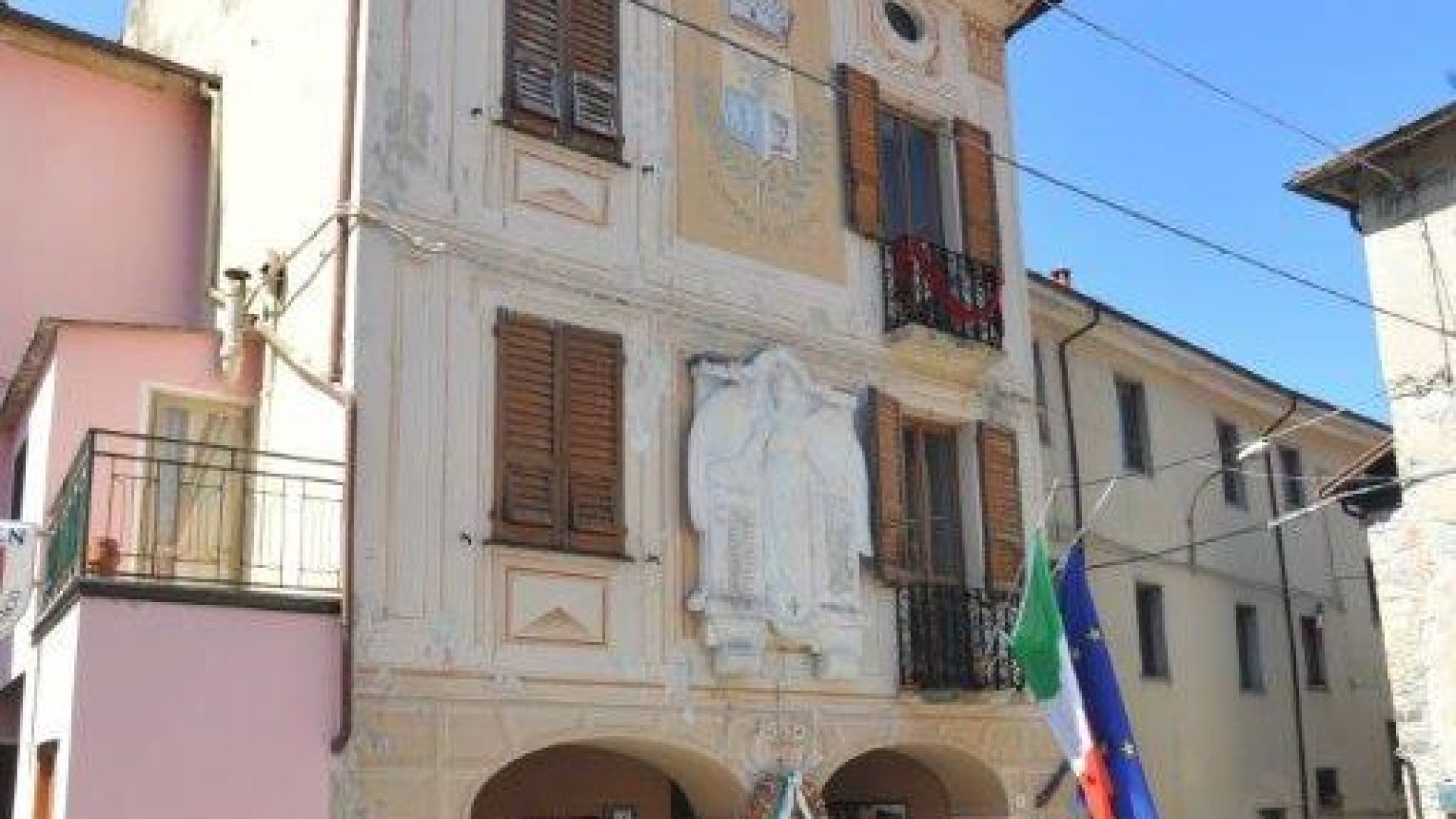 Petizione a Ottone per avere il municipio aperto più giorni. "Ma ampliati gli orari"