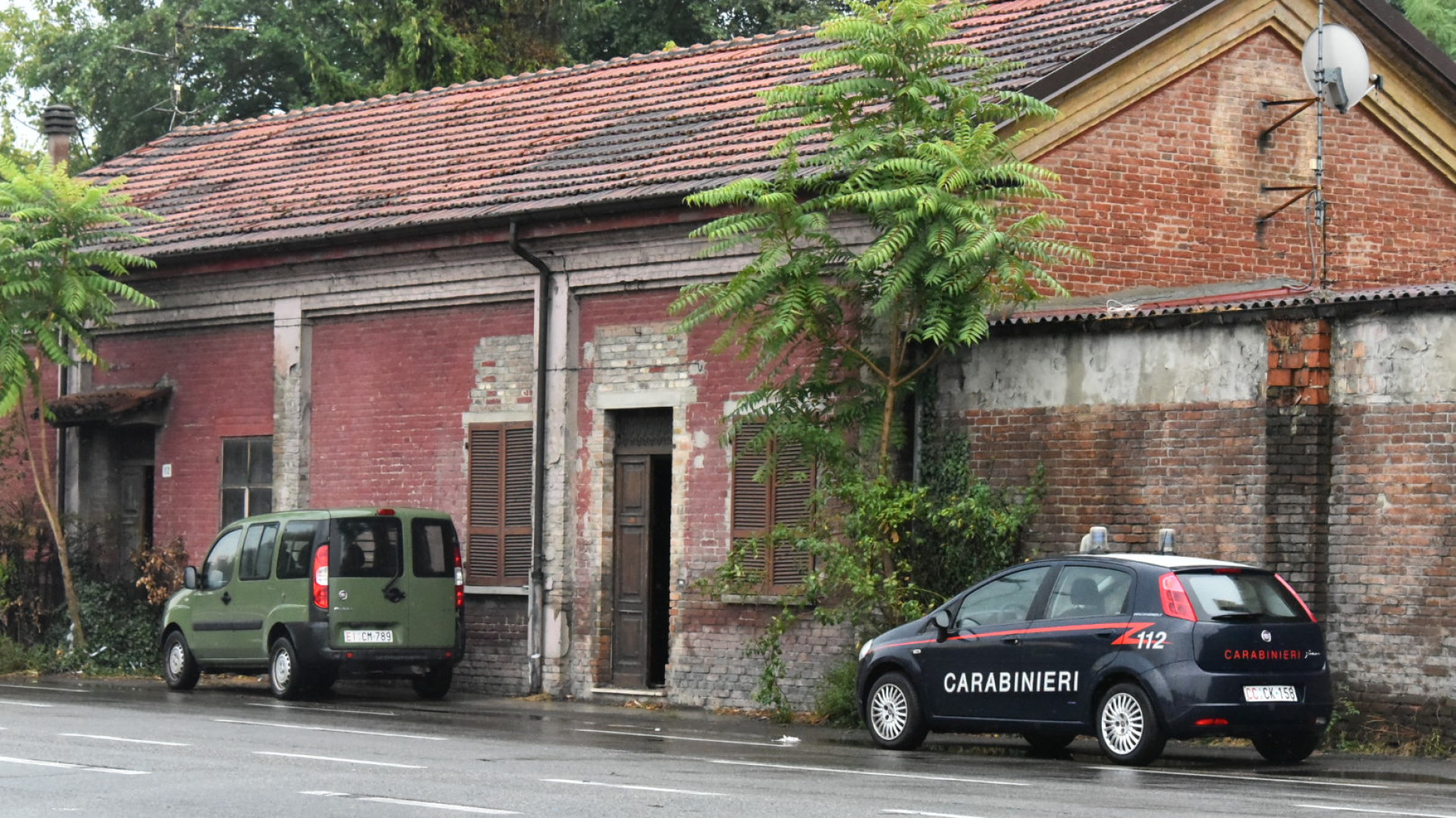 Ex Pertite: edifici occupati abusivamente