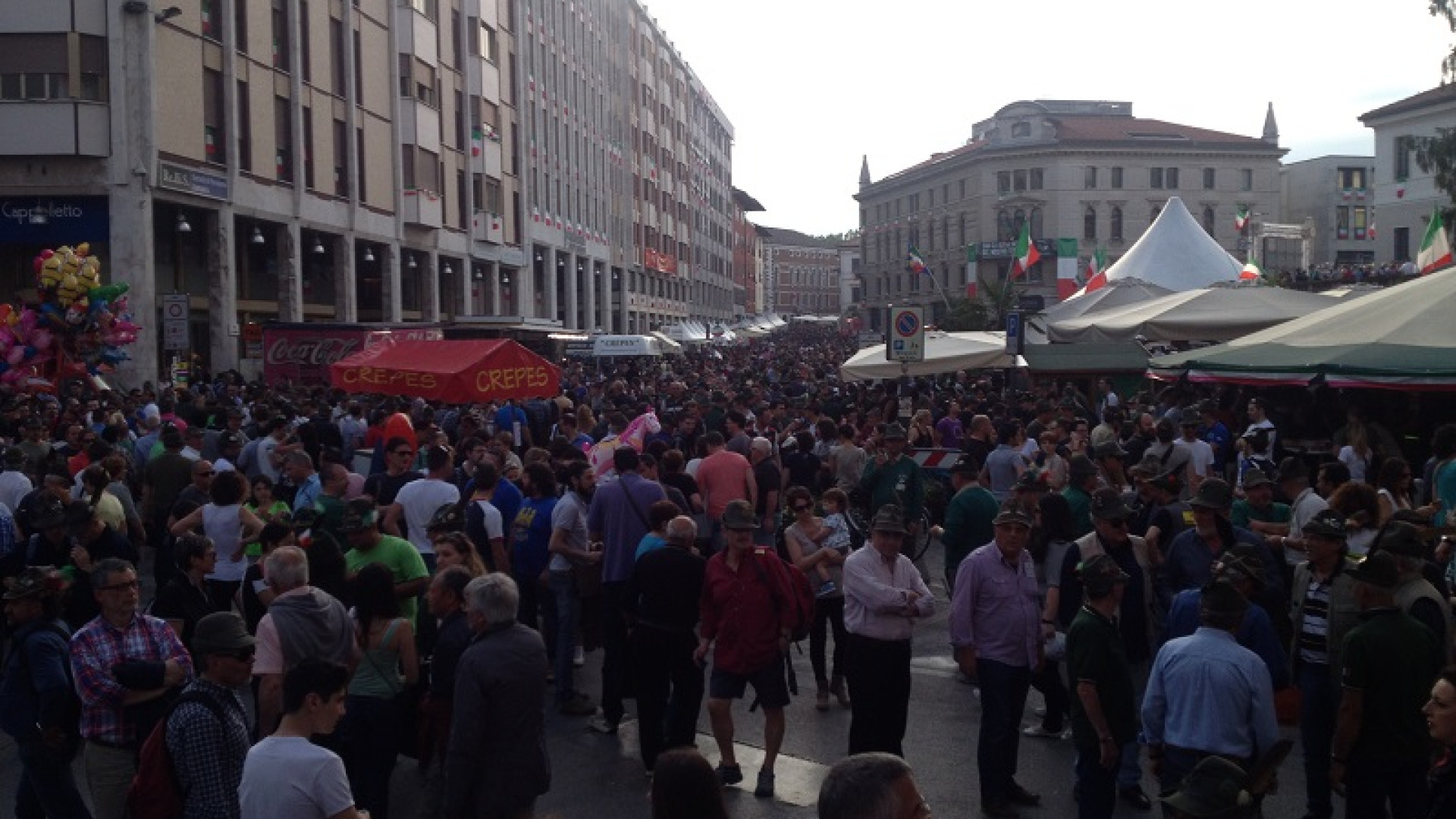 Pordenone invasa dagli alpini. Domani sfilano mille piacentini