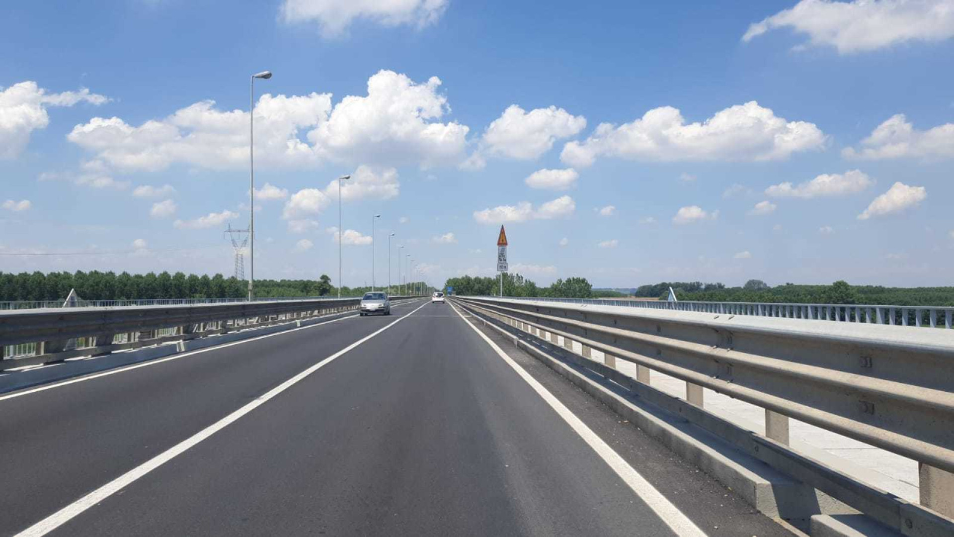 Ponte di Pievetta senza pace: lavori su un giunto, si viaggia a senso unico alternato