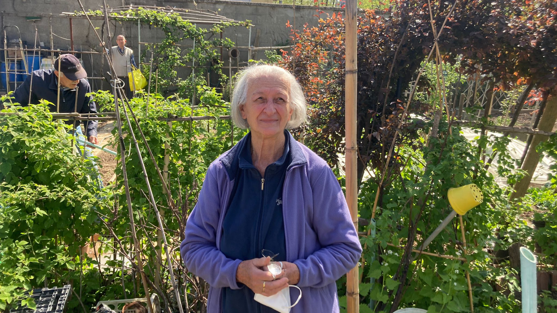 "Ho 92 anni, la terra è la mia vita": Rita, la più anziana negli orti comunali in città