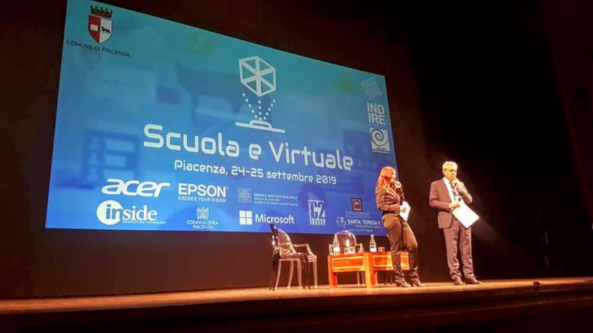 “Scuola e virtuale”, mille professori al Municipale per il convegno sul futuro