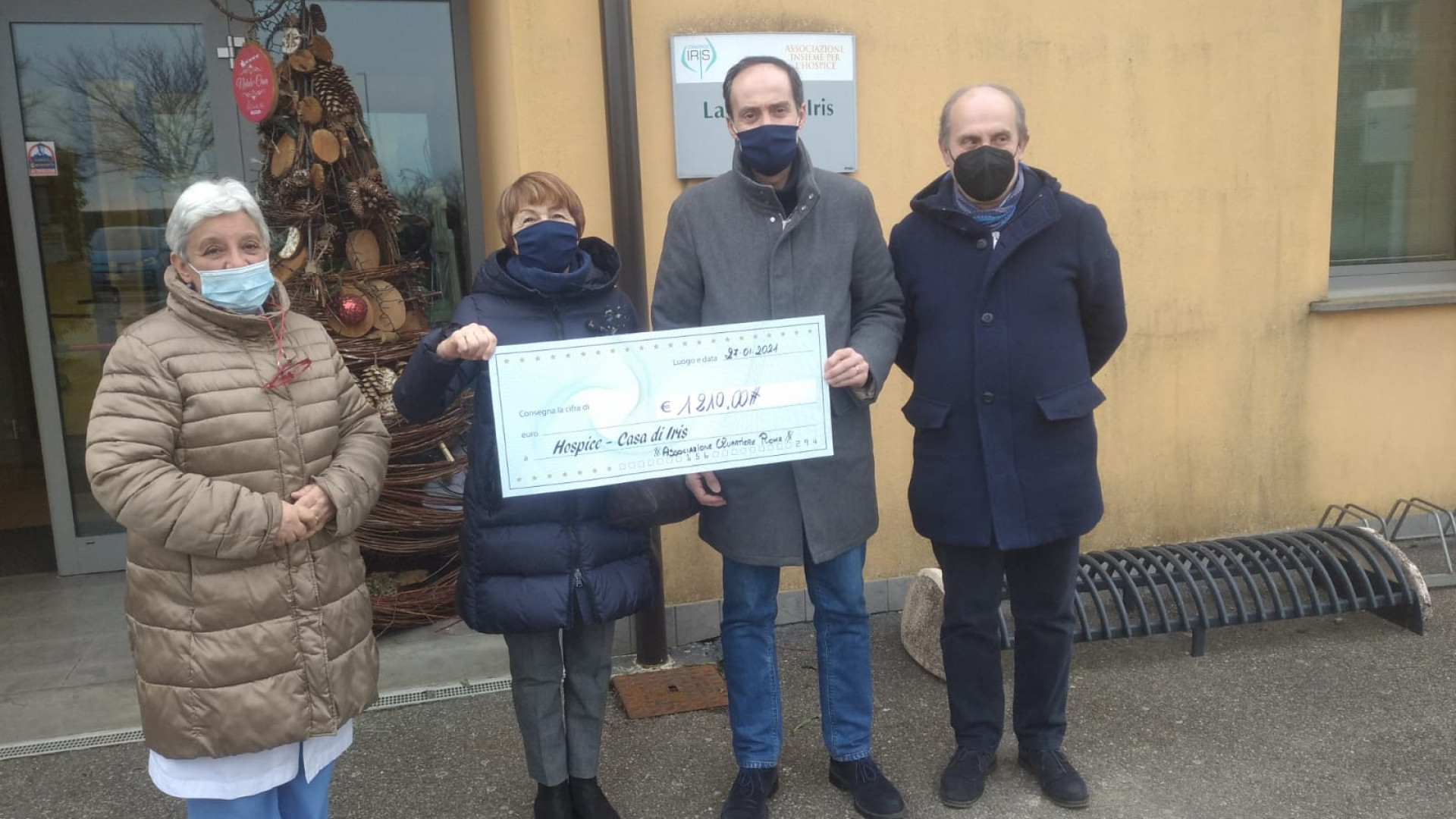 Associazione Quartiere Roma: donati oltre di mille euro alla Casa di Iris