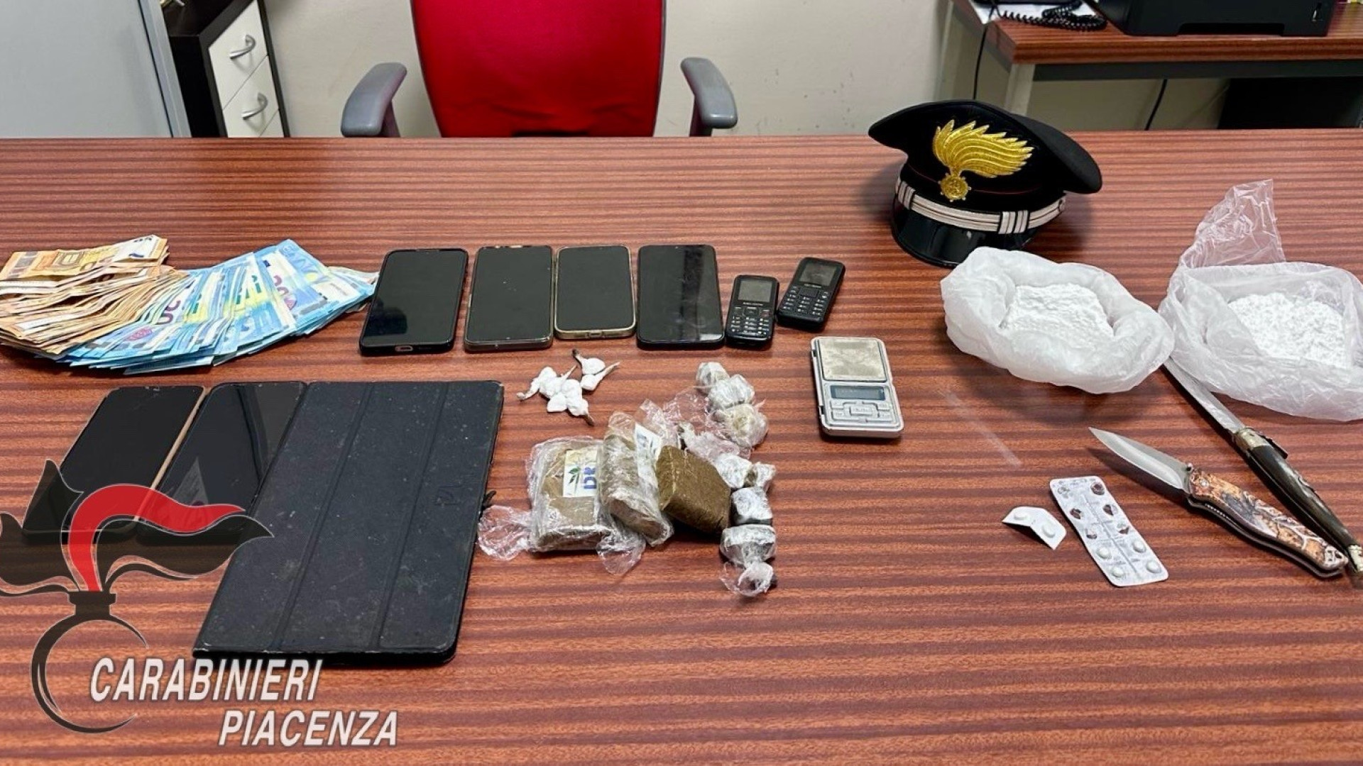 Continuava a spacciare anche dai domiciliari: 27enne arrestato di nuovo