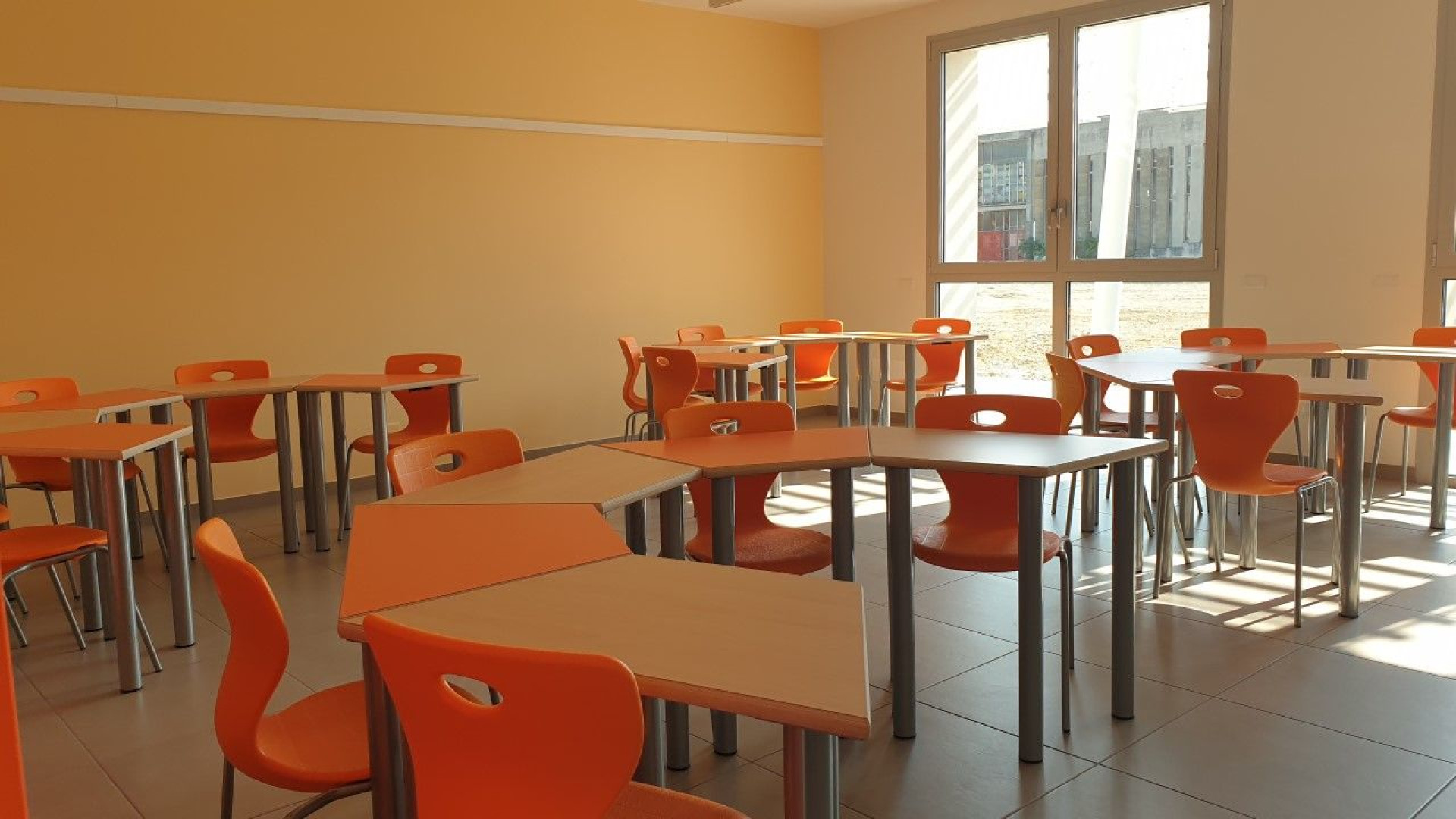 Aule spaziose e tanta natura: a Piacenza 41,7 milioni di euro per le scuole del futuro