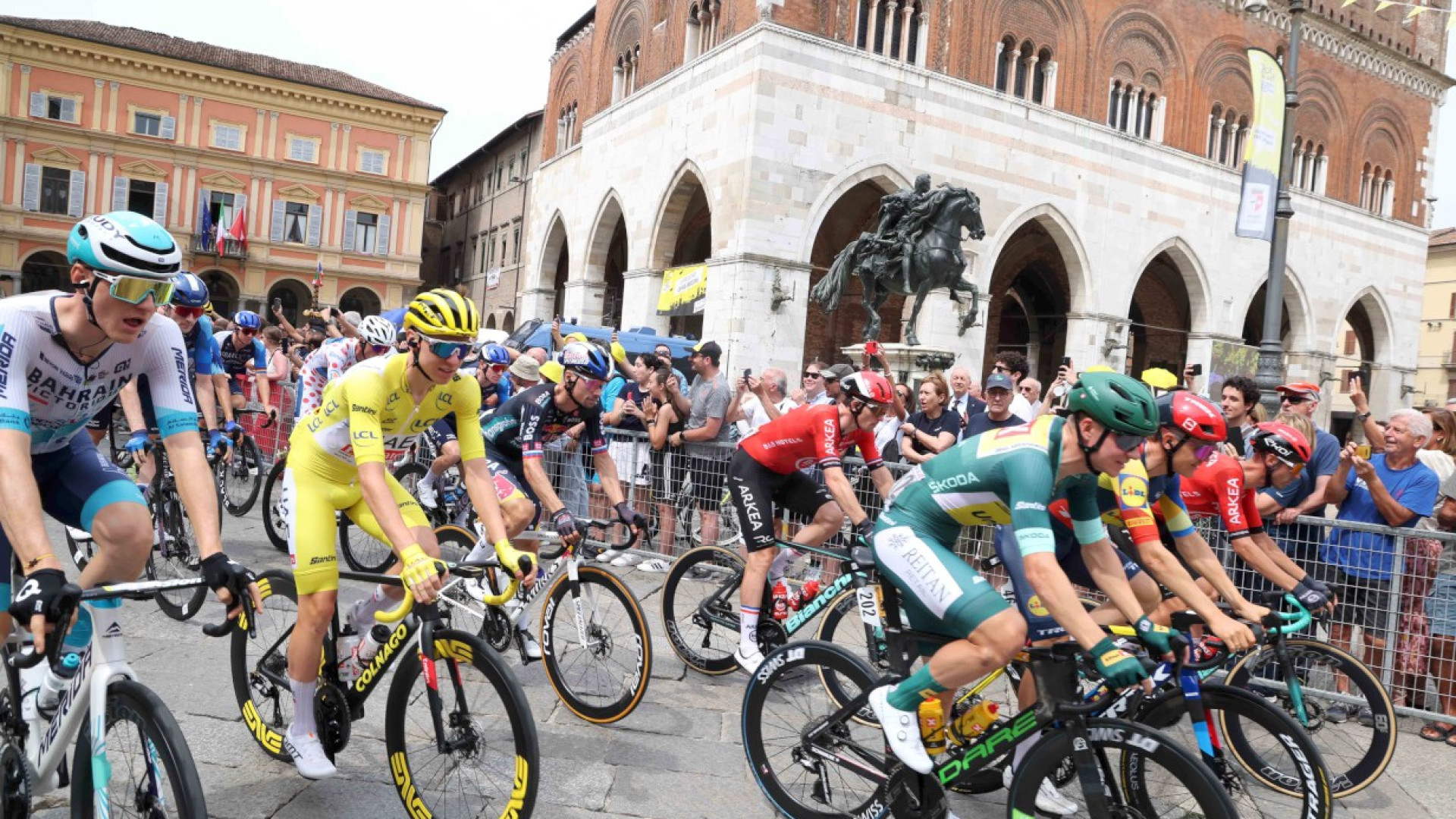 Il Tour de France saluta Piacenza: "Ricaduta da 130 milioni in Emilia-Romagna"